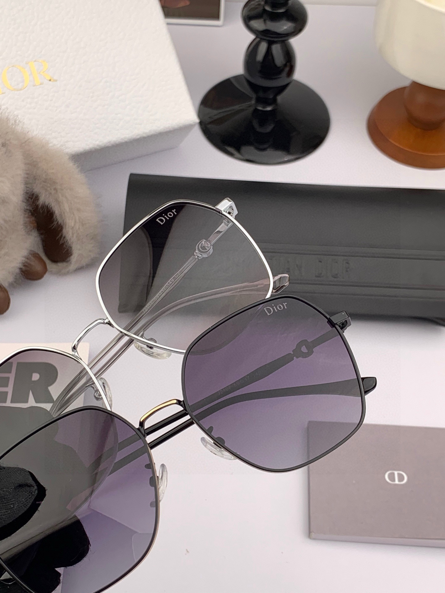 DIOR🌋☔️时尚方框太阳镜顶级奢侈品[强] 高品质[胜利][亲亲]🍦🍨 [得意] 气质非凡😄 🍫🍪女士