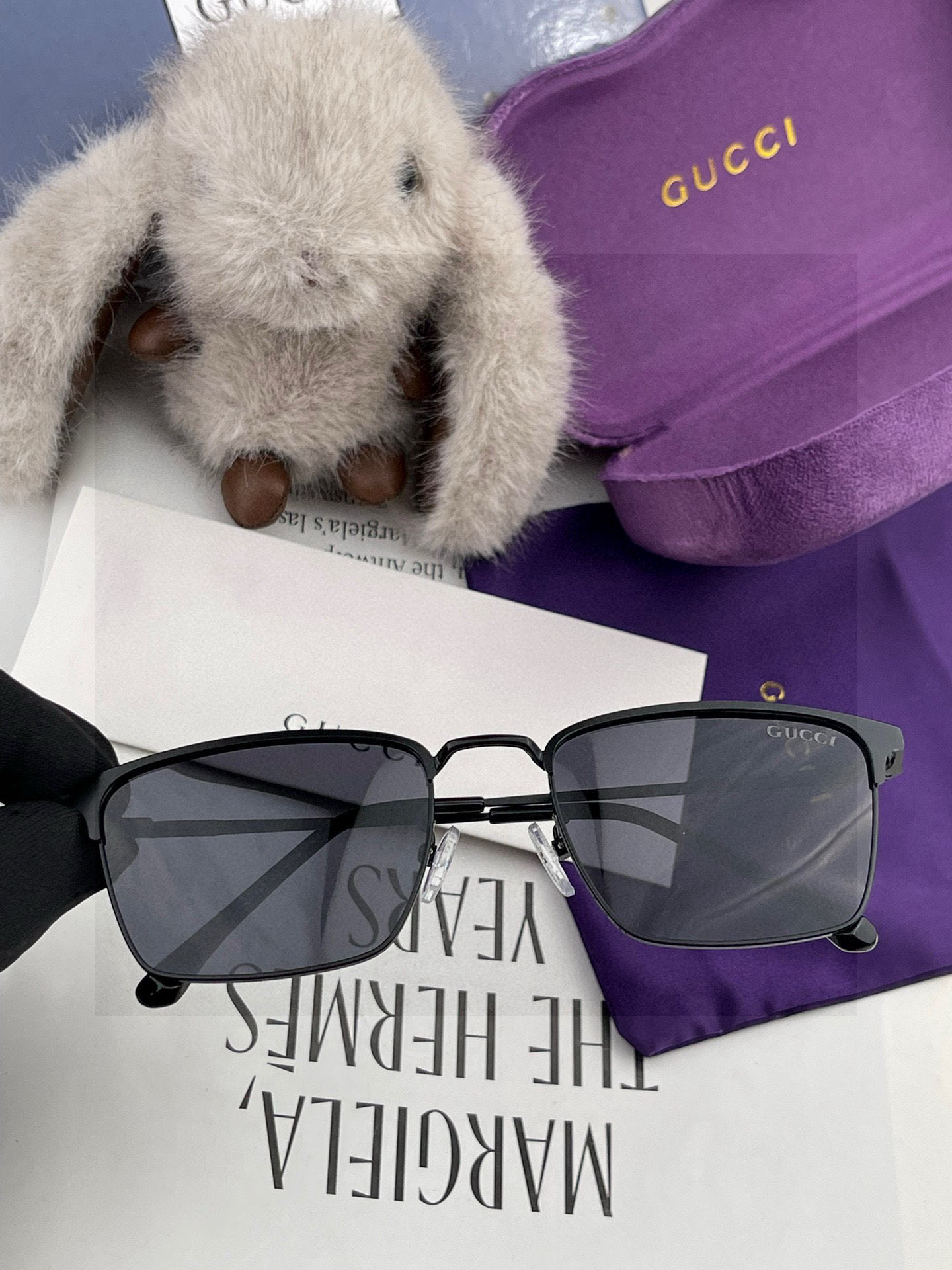 Gucci 。 高品质男女款墨镜 👍 进口宝丽来偏光镜片 。蛤蟆镜 开车钓鱼都可 。百搭显瘦墨镜韩版男士