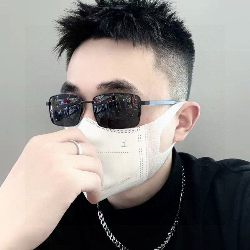 Gucci 。 高品质男女款墨镜 👍 进口宝丽来偏光镜片 。蛤蟆镜 开车钓鱼都可 。百搭显瘦墨镜韩版男士