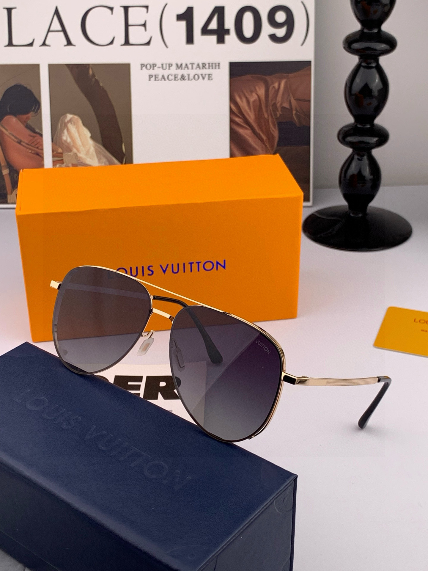 LV 男款炫彩飞行员偏光太阳镜 ❤️材质：高清尼龙加厚卡槽高清偏光镜片 🌹无边框镜架💕颜👍型号：L189