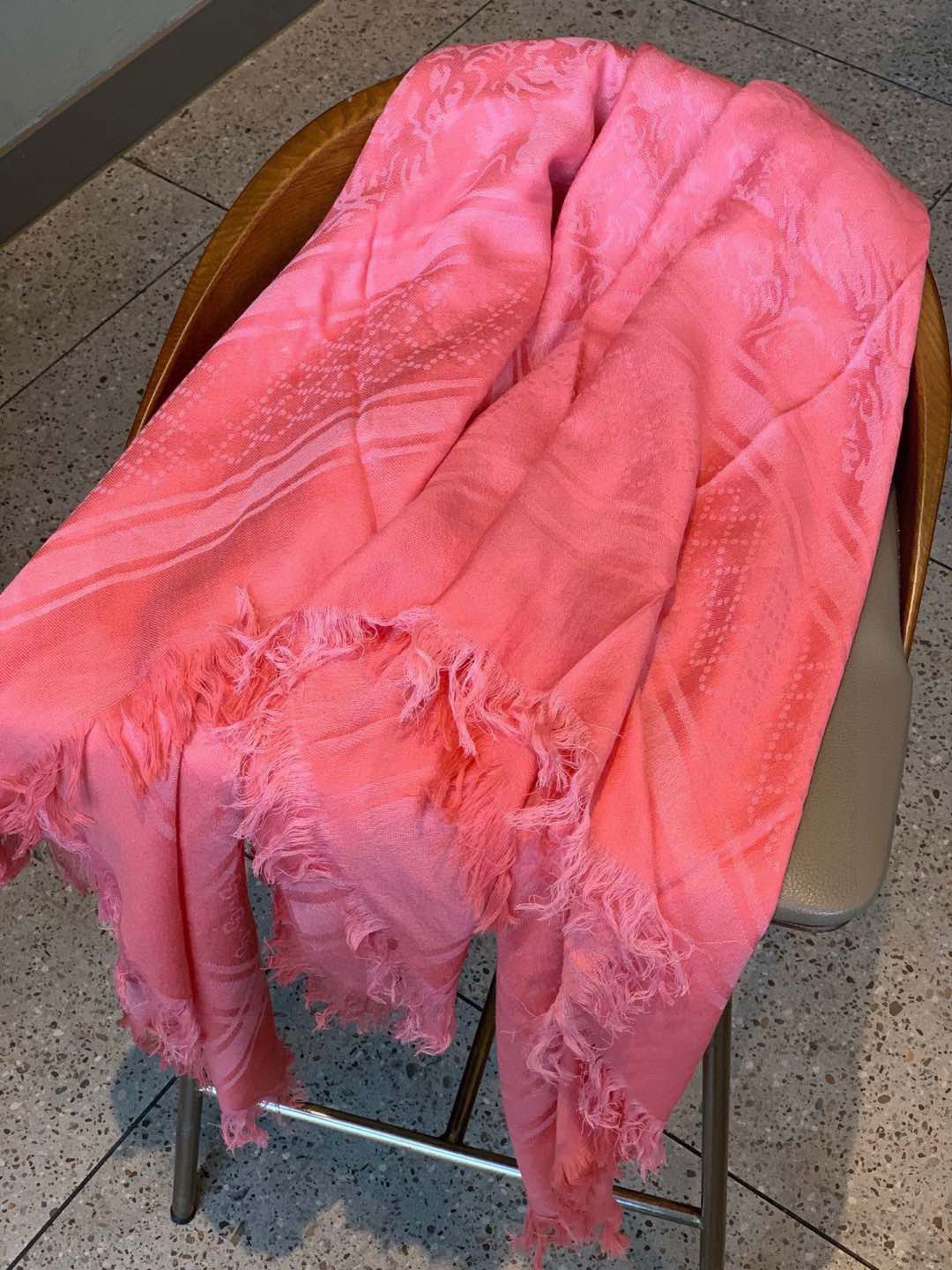 🐂货‼️Gucci重磅极品贸易公司渠道货。超级流弊。超级经典的“哭泣”‼️这种经典款专柜年年脱销。供不应