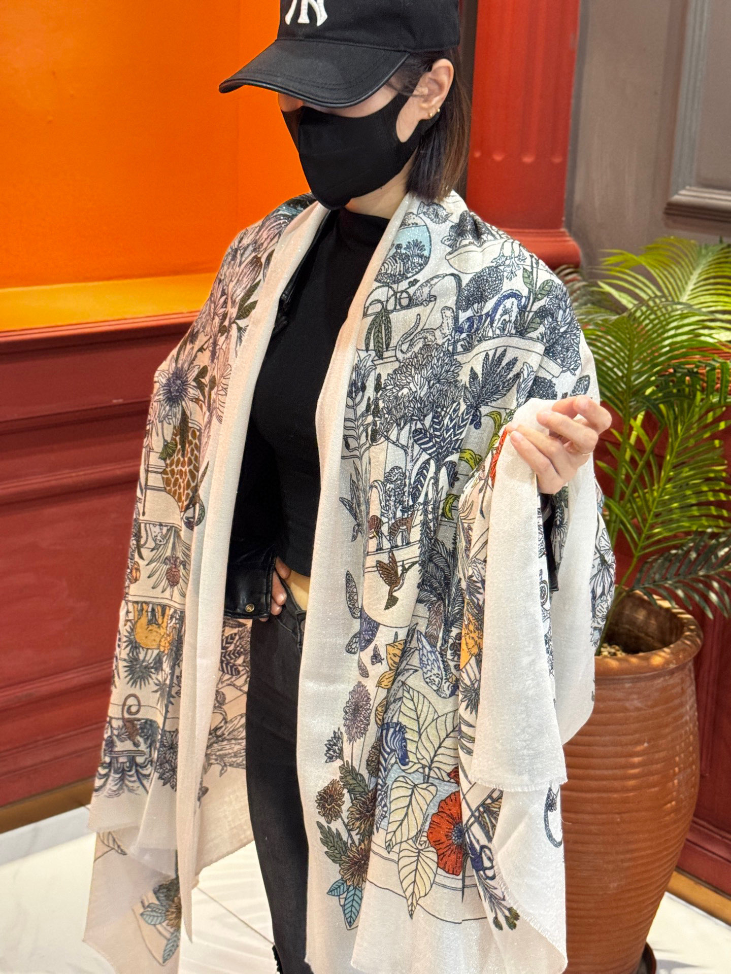 会发光发亮的围巾 羊绒新款🆕👏买了都说好看‼️推荐💕爱马仕双面同色羊绒方巾，【奇珍乐园】顶级工艺超值‼️