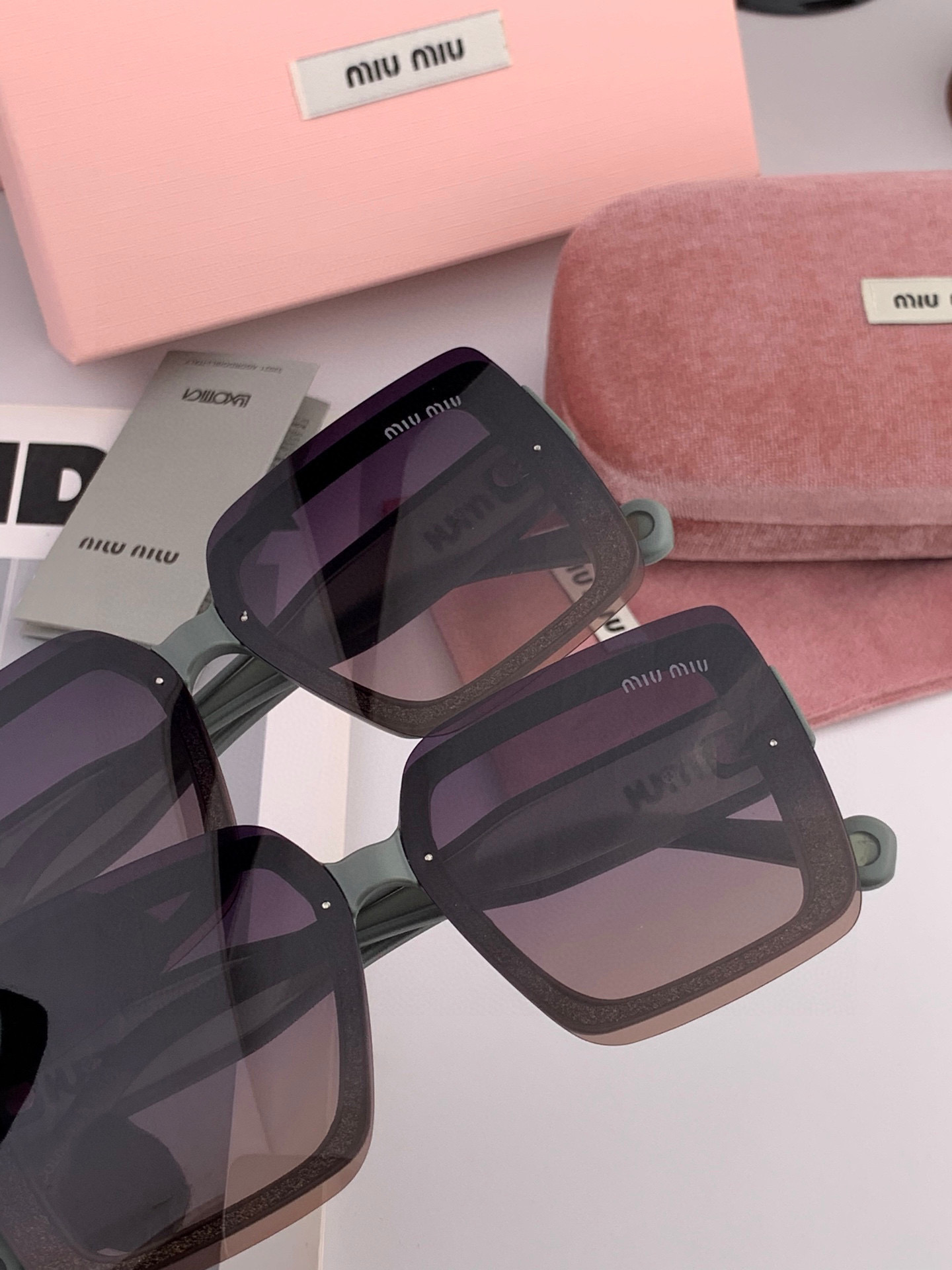 🔺 【缪缪 TR偏光太阳镜】2025开春新款 潮流爆款 时尚方框偏光太阳镜 高品质 佩戴舒适 网红潮款墨