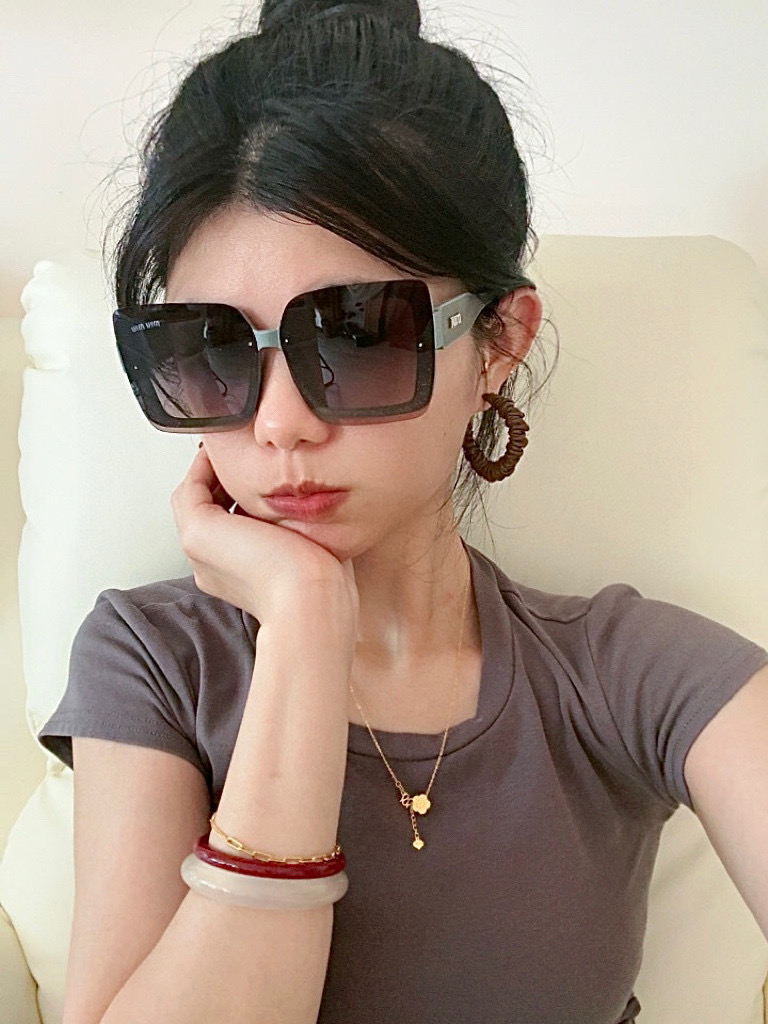 🔺 【缪缪 TR偏光太阳镜】2025开春新款 潮流爆款 时尚方框偏光太阳镜 高品质 佩戴舒适 网红潮款墨