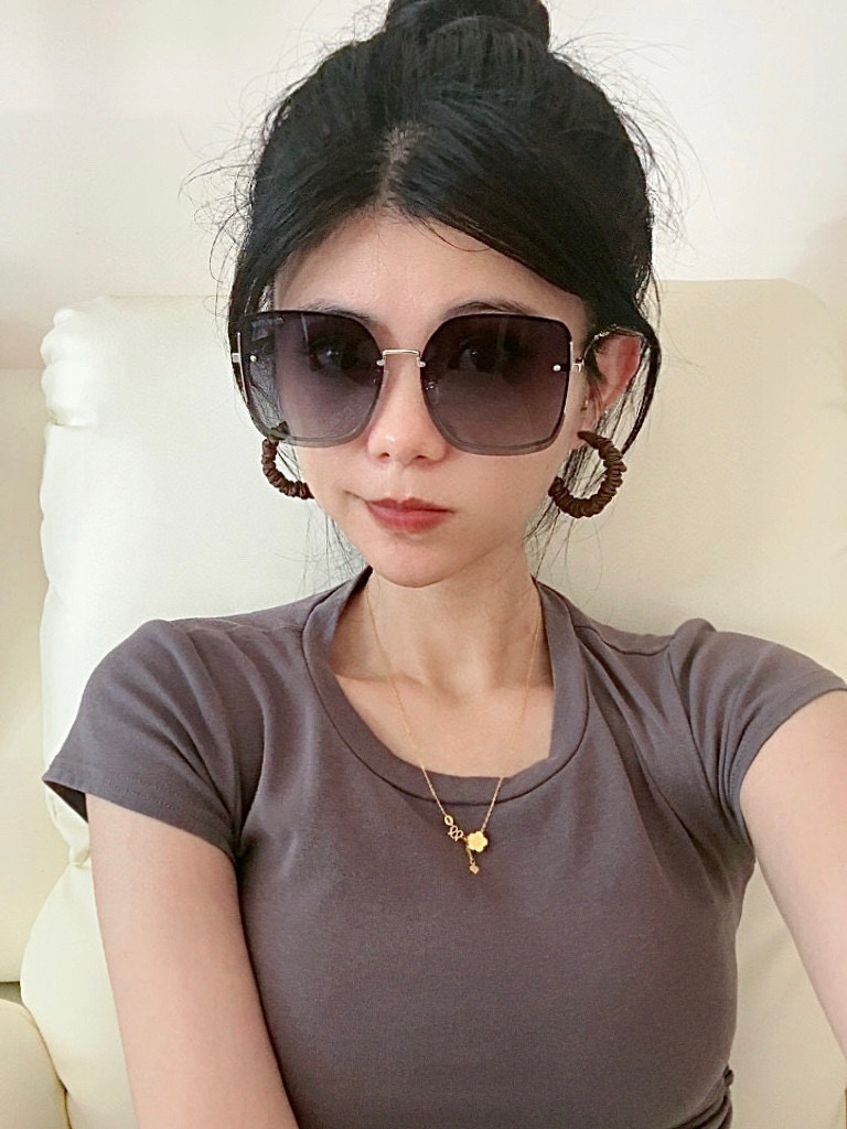 🔺 【缪缪 TR偏光太阳镜】2025开春新款 潮流爆款 时尚方框偏光太阳镜 高品质 佩戴舒适 网红潮款墨