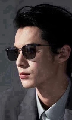 Gucci 。 高品质男女款墨镜 👍 进口宝丽来偏光镜片 。蛤蟆镜 开车钓鱼都可 。百搭显瘦墨镜韩版男士