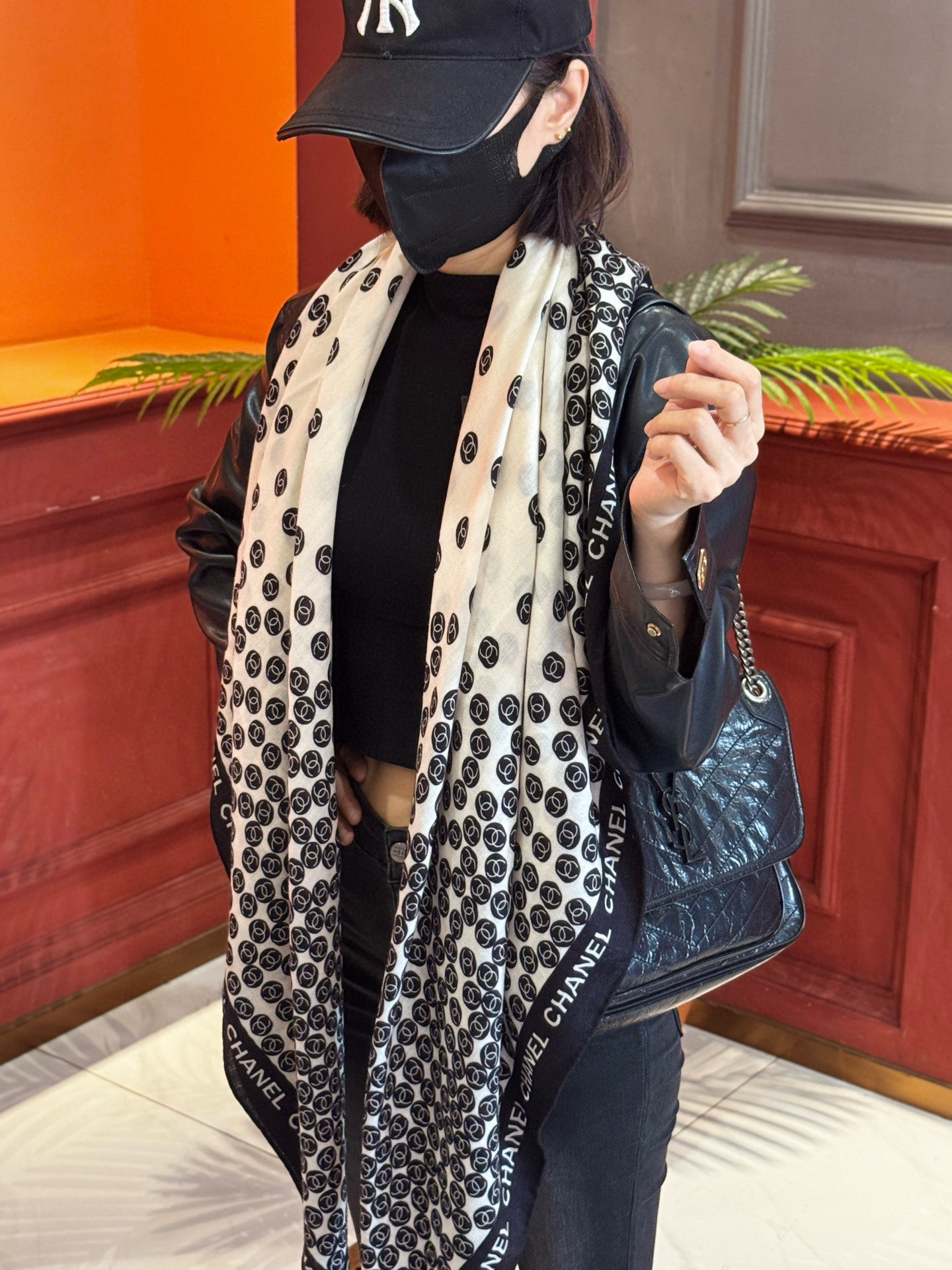 Chanel 25s秋冬新品～【140顶级丝毛双面同色披肩】25s 秋冬披肩设计真的好有突破粉色米色格优