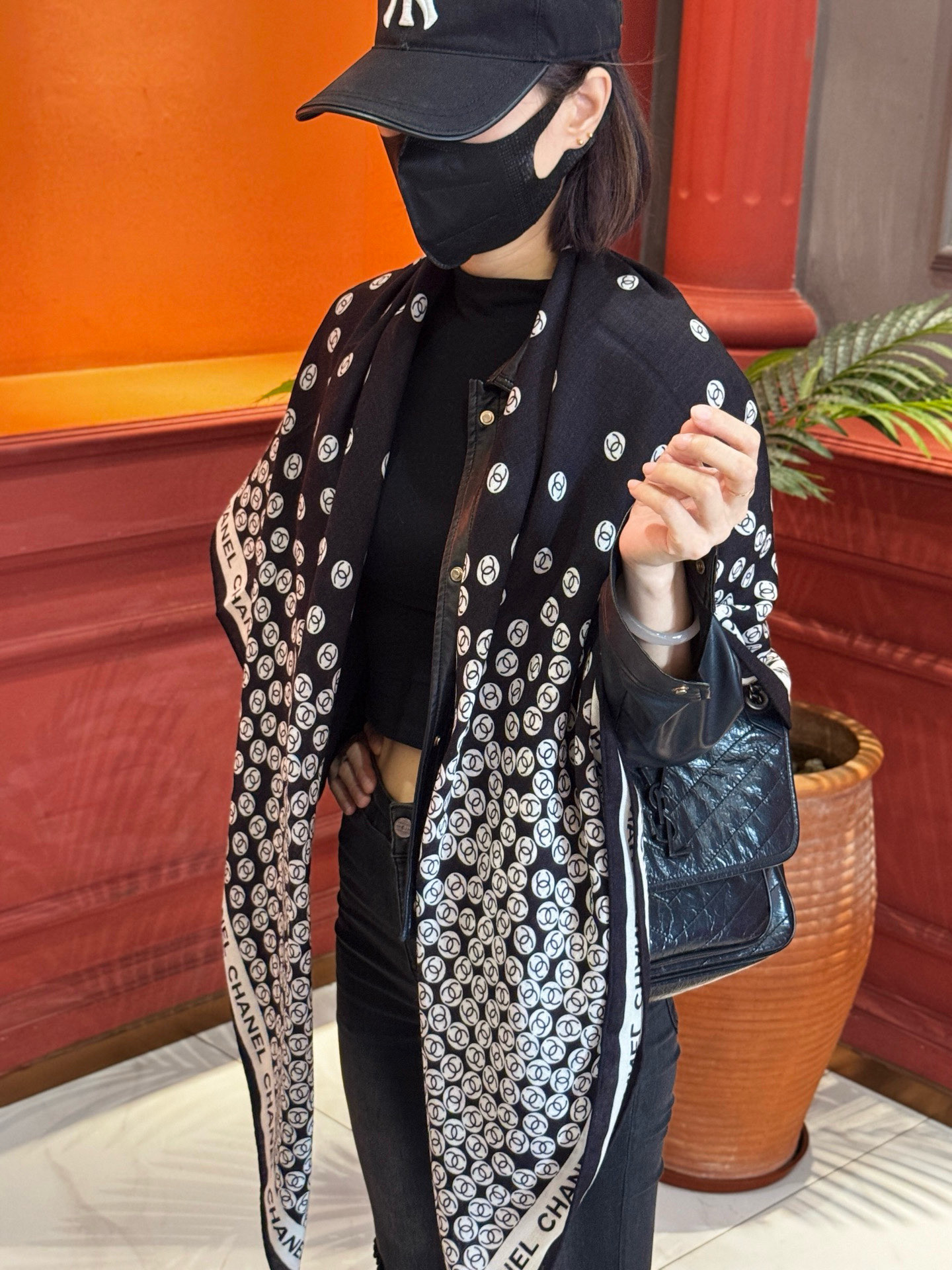 Chanel 25s秋冬新品～【140顶级丝毛双面同色披肩】25s 秋冬披肩设计真的好有突破粉色米色格优