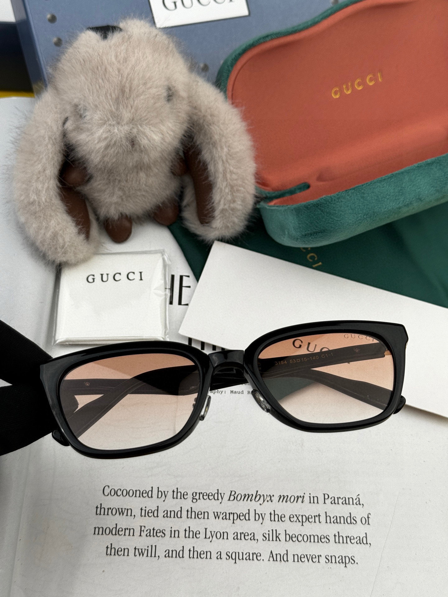 🔺 【GUCCI】2025开春新款 潮流爆款 时尚折叠方框尼龙偏光太阳镜 高品质 佩戴舒适 网红潮款墨镜