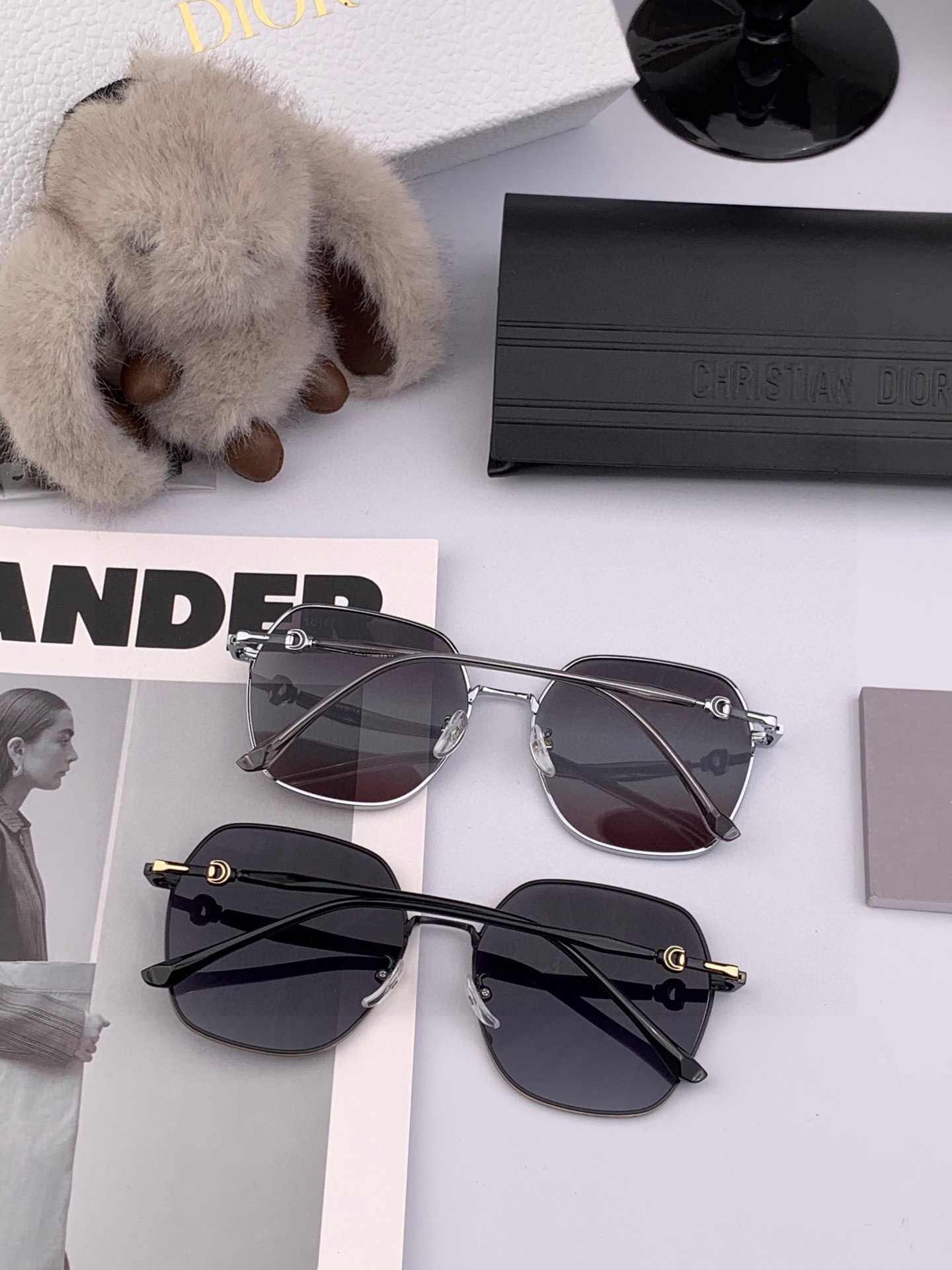 DIOR🌋☔️时尚方框太阳镜顶级奢侈品[强] 高品质[胜利][亲亲]🍦🍨 [得意] 气质非凡😄 🍫🍪女士