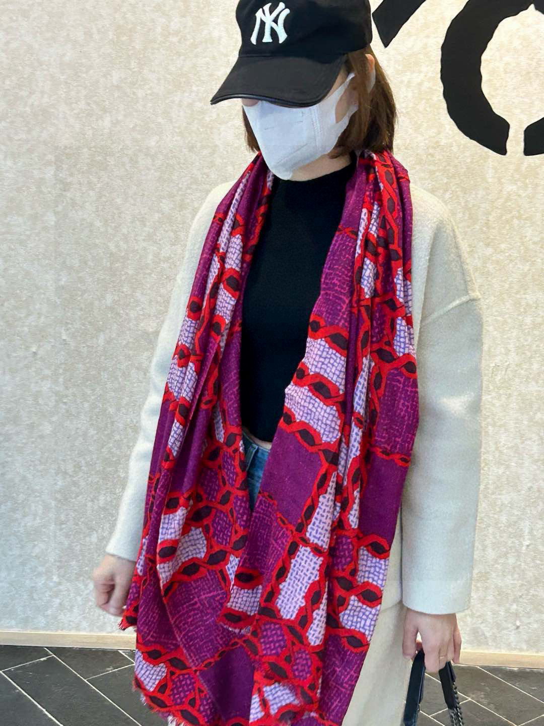 重点推荐‼️‼️ 巴宝莉法国🇫🇷专柜新货 精美绣标 👍👍优雅文静的小格 给人更秀气，精致的感觉 质感更柔