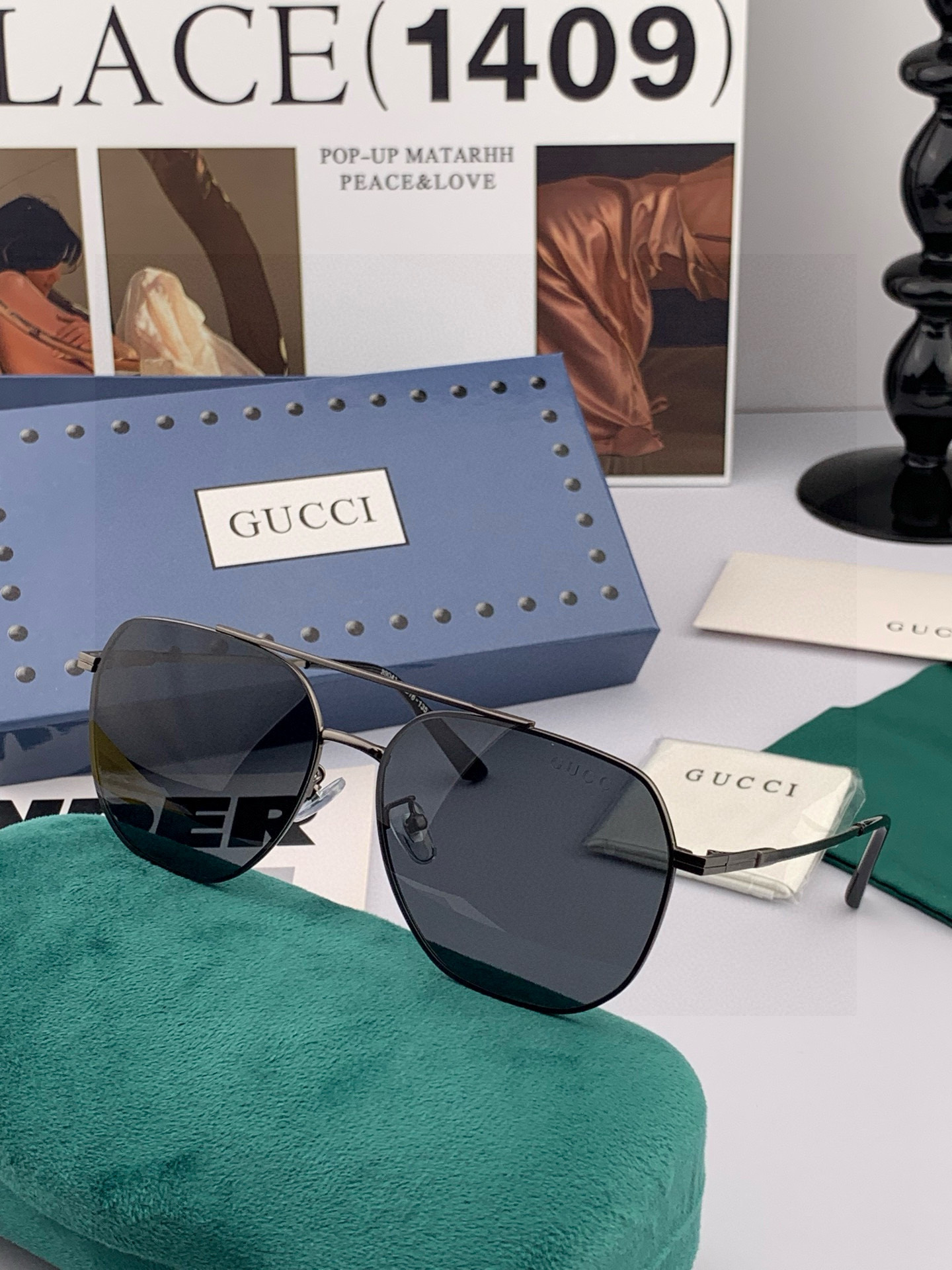 Gucci 男款炫彩飞行员偏光太阳镜 ❤️材质：高清尼龙加厚卡槽高清偏光镜片 🌹无边框镜架💕颜👍型号：G