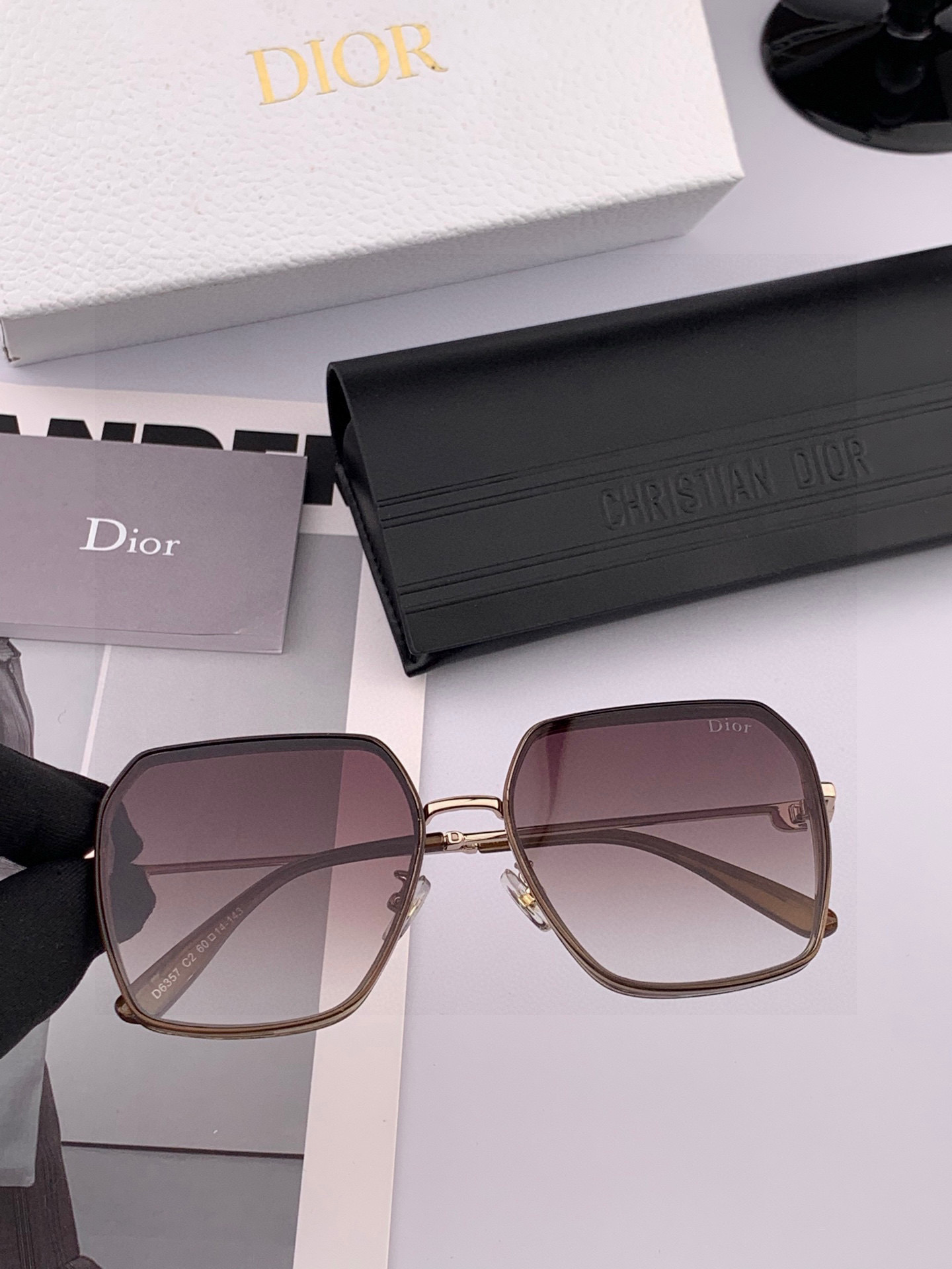 🔺 【DIOR-迪奥】2025开春新款 潮流爆款 时尚尼龙偏光太阳镜 高品质 佩戴舒适 网红潮款墨镜 型