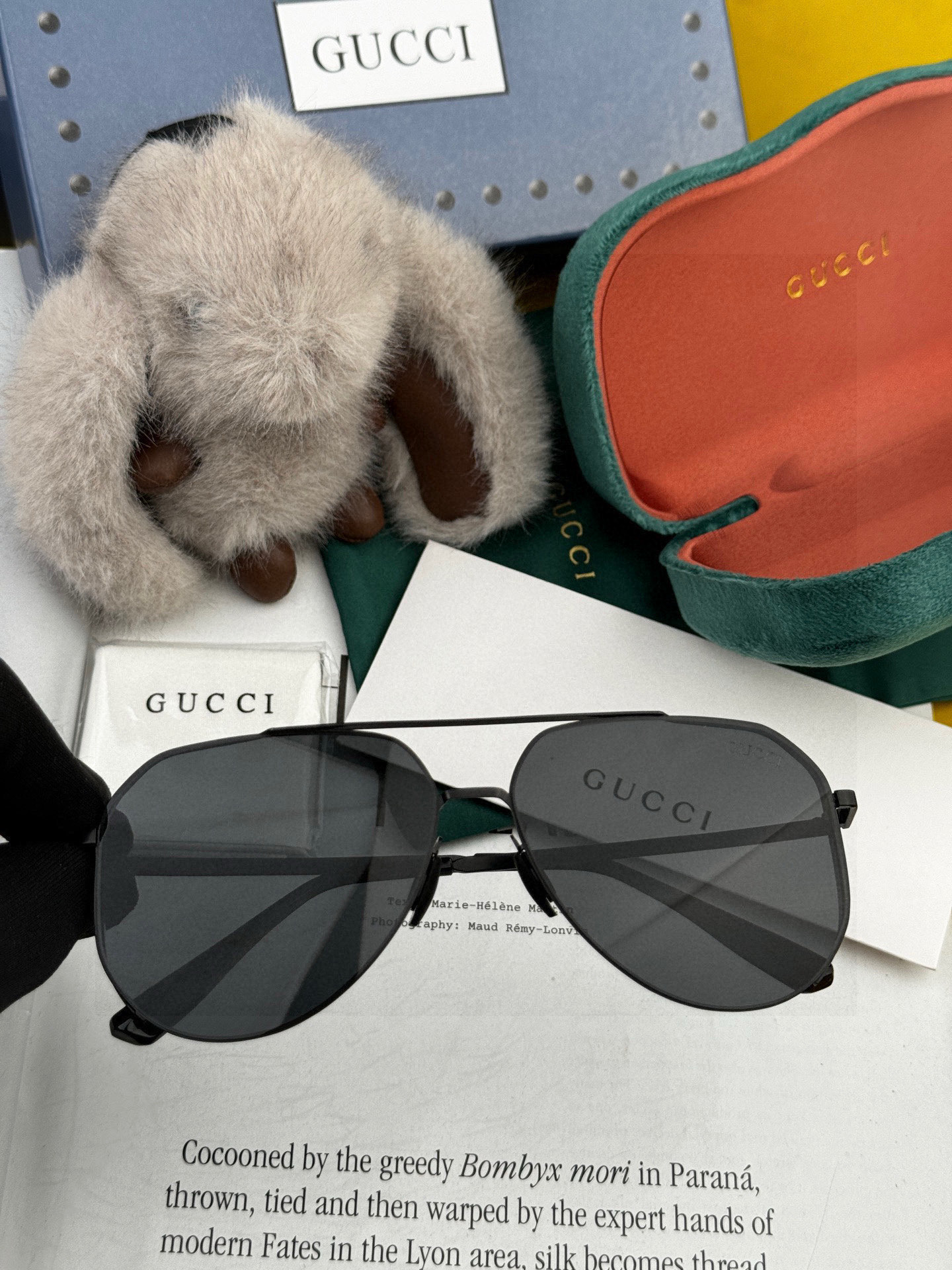♦️ GUCCI 2025新款男女情侣款太阳镜多边形墨镜iP电镀永不褪色 超轻超有弹性整幅眼镜无螺丝重要