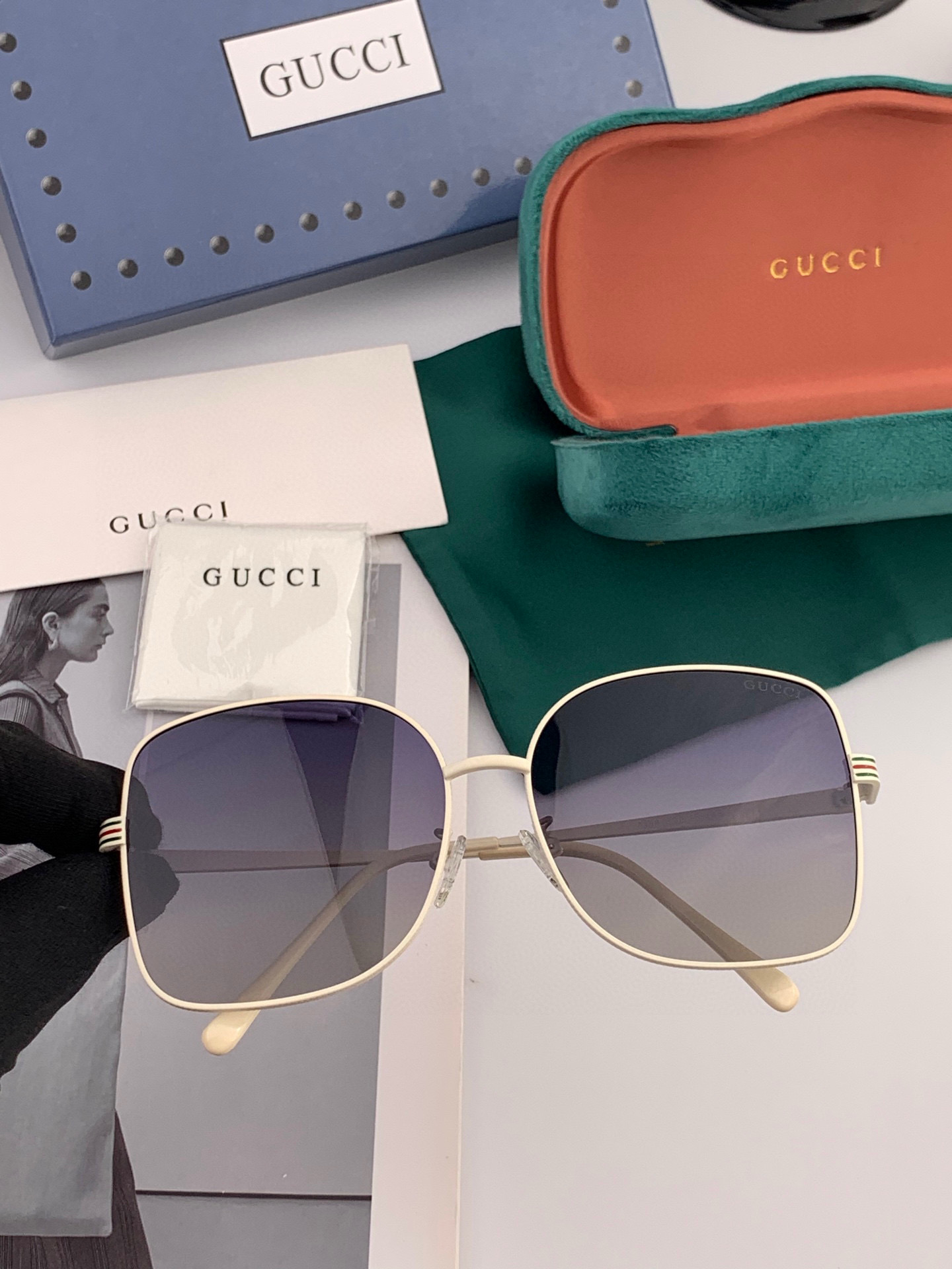GUCCI 2025开春新款 最新款方框太阳镜 各路网红纷纷带起气场满分‼️ 俏皮甜美.上脸效果更佳.金