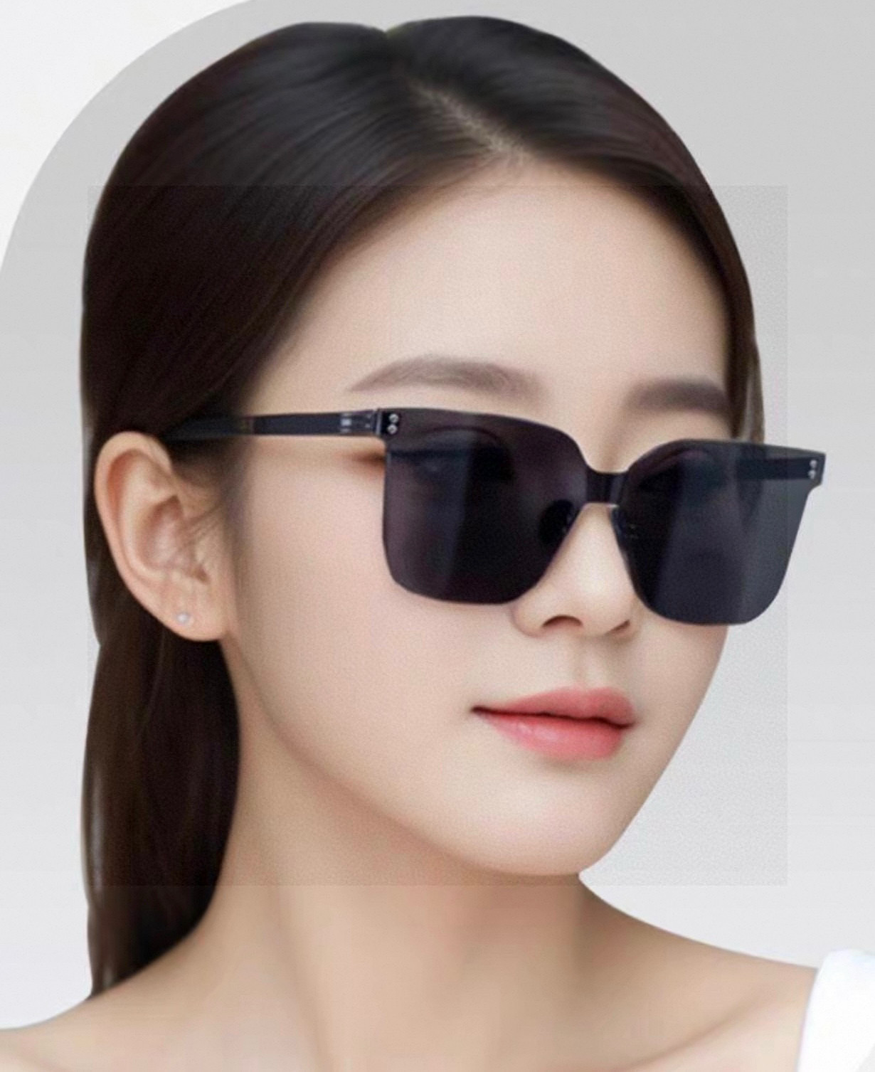 GUCC* 2025 新款男女情侣款太阳iP电镀永不褪色 卖点：超轻超有弹性整幅眼镜无螺丝重要的是压不坏