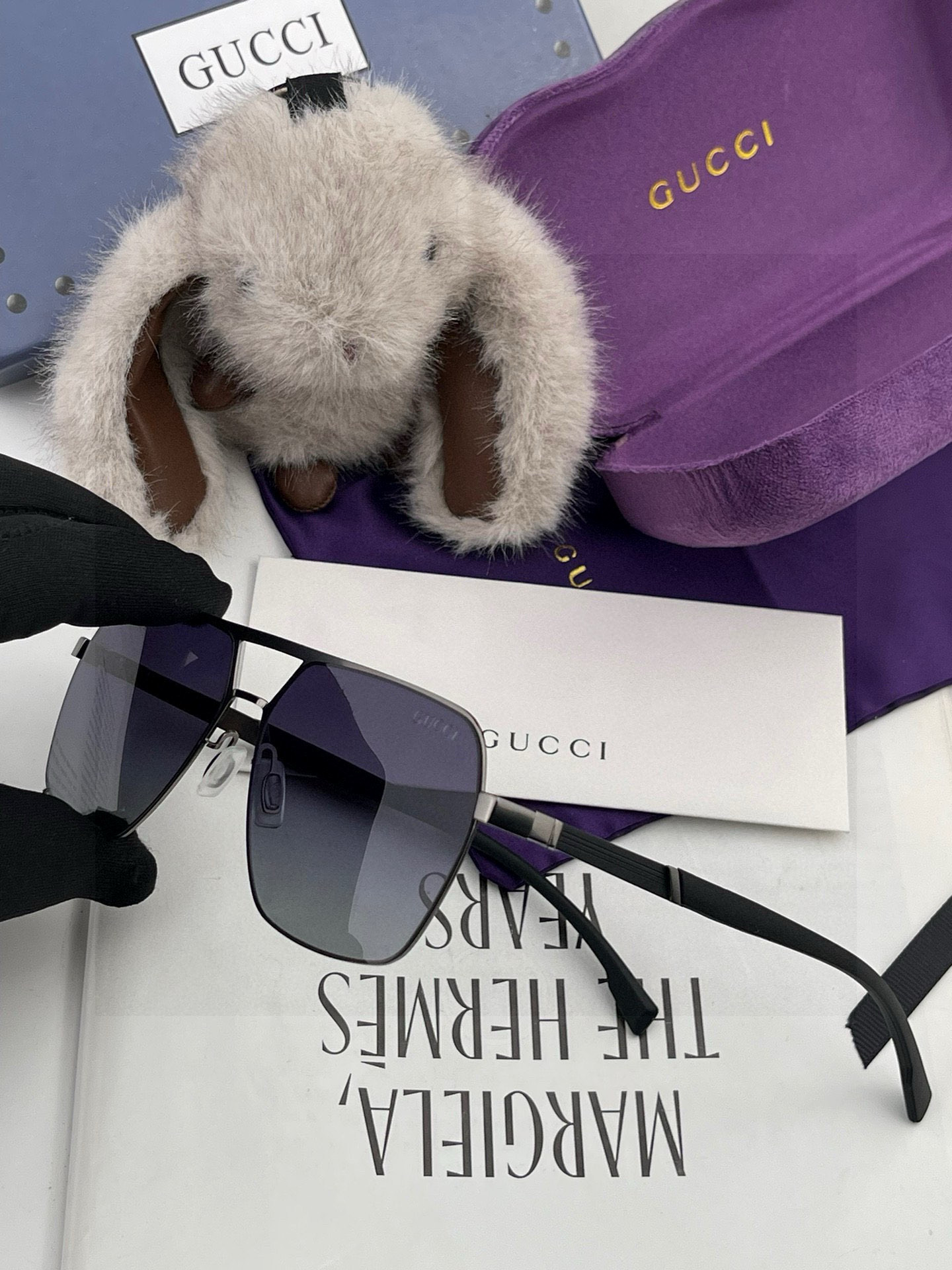 GUCCI 男款炫彩飞行员偏光太阳镜 ❤️材质：高清尼龙加厚卡槽高清偏光镜片 🌹无边框镜架💕颜👍型号：G