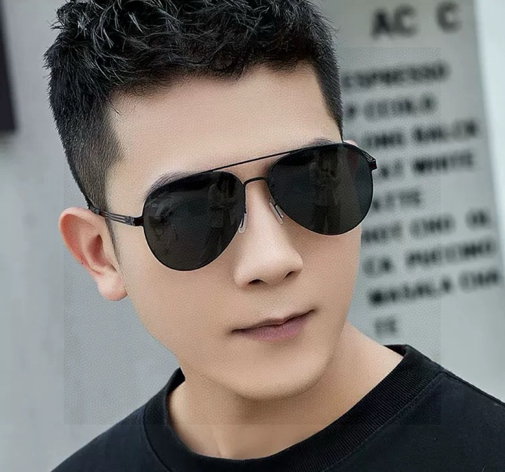 ♦️LV 2025新款男女情侣款太阳镜多边形墨镜iP电镀永不褪色 超轻超有弹性整幅眼镜无螺丝重要的是压不