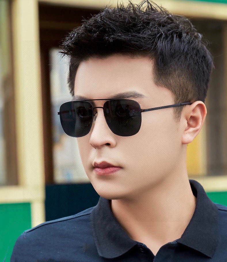 Gucci 2025春夏新款超轻无螺丝压不坏系列情侣款太阳镜高清尼龙镜片🦅完美品质，适合各种脸型，经典太