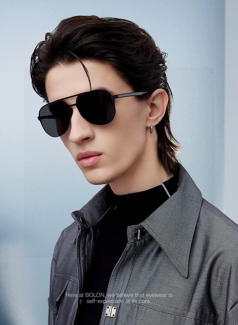 GUCCI 男款炫彩飞行员偏光太阳镜 ❤️材质：高清尼龙加厚卡槽高清偏光镜片 🌹无边框镜架💕颜👍型号：G