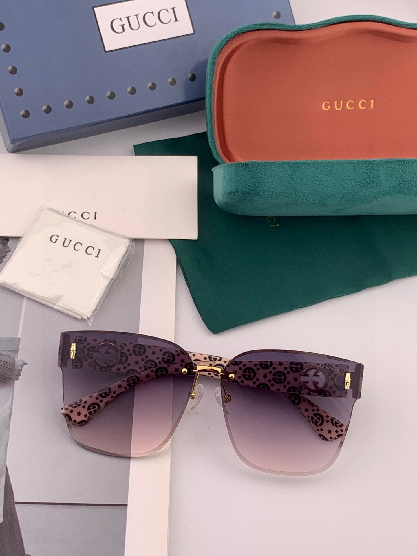🔺 【GUCCI】2025开春新款 潮流爆款 时尚方框太阳镜 高品质 佩戴舒适 网红潮款墨镜 型号：G5