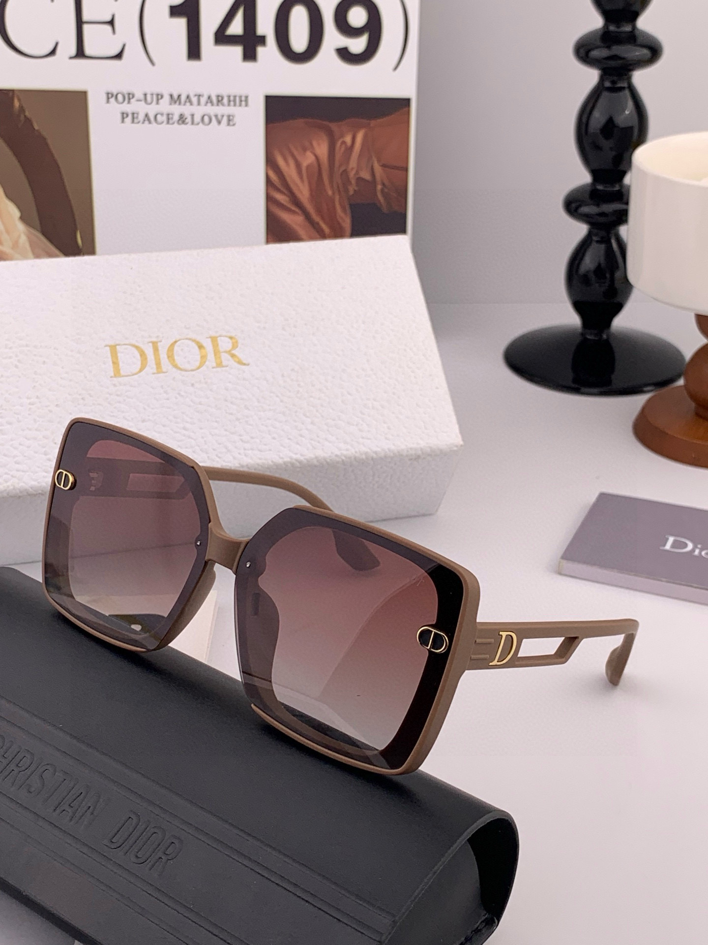 🔺 【DIOR-迪奥】2025开春新款 潮流爆款 时尚方框偏光太阳镜 高品质 佩戴舒适 网红潮款墨镜 女