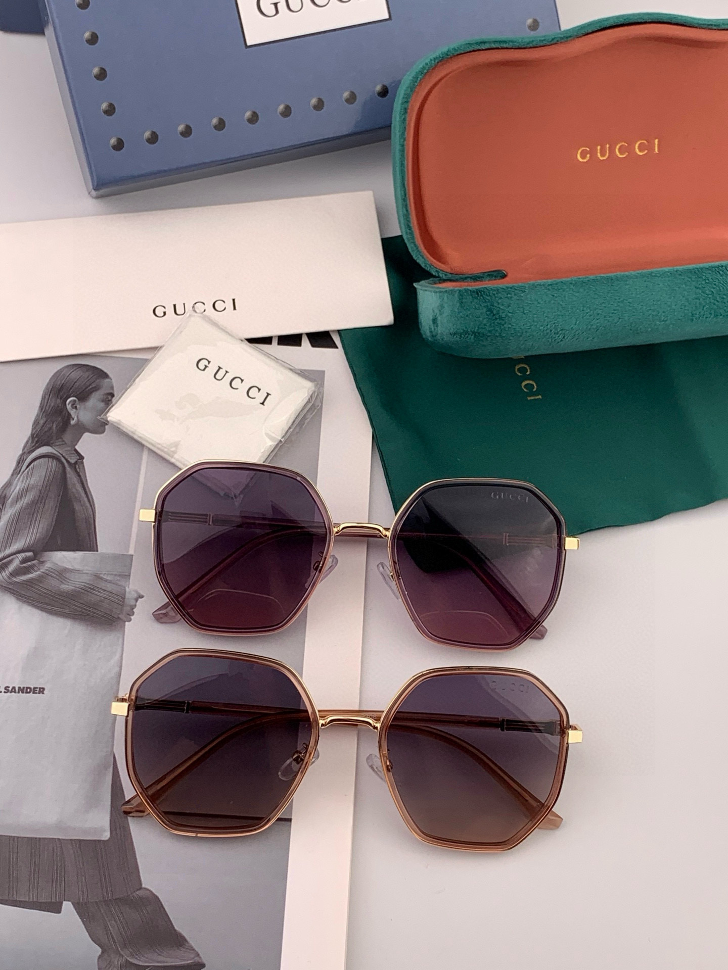 GUCCI 2025开春新款太阳镜 各路网红纷纷带起气场满分‼️ 俏皮甜美.上脸效果更佳.金属质感超好 