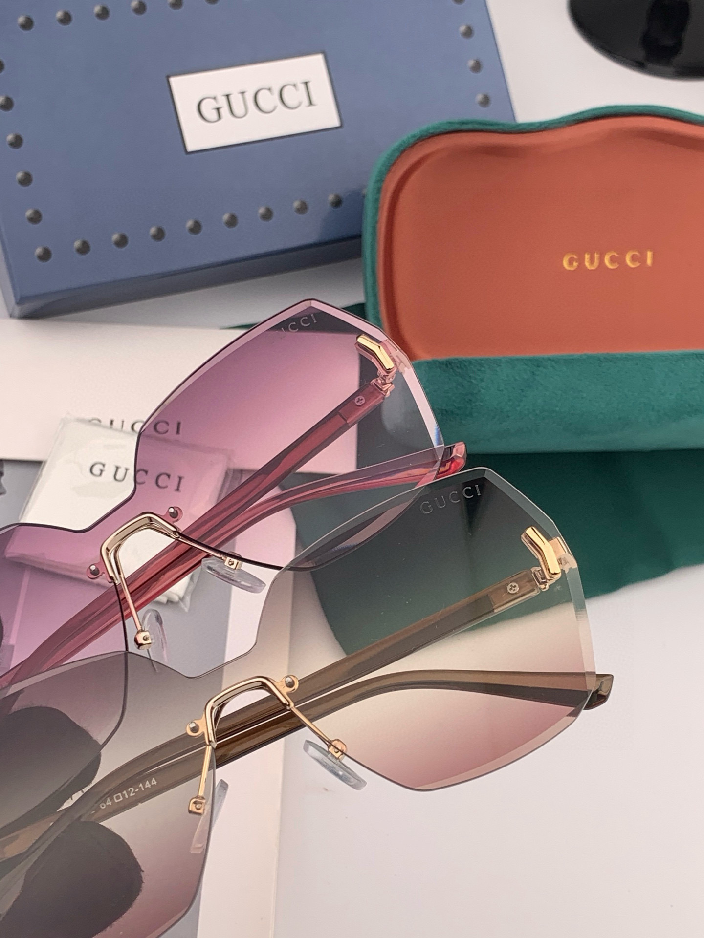 GUCCI 新款连体尼龙偏光太眼镜，无框钻石 切边更有质感，大气女人范儿，大脸小脸都好看 ！型号：G49