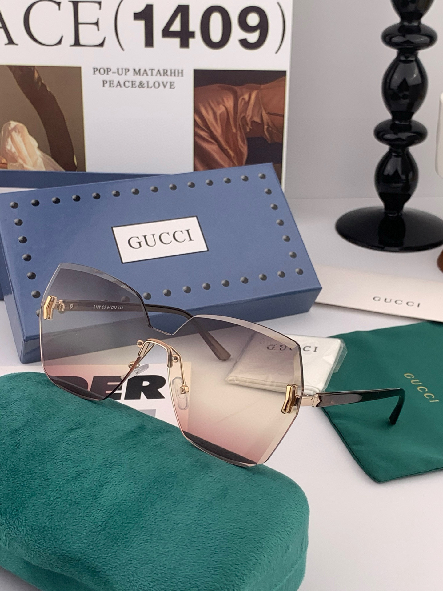 GUCCI 新款连体尼龙偏光太眼镜，无框钻石 切边更有质感，大气女人范儿，大脸小脸都好看 ！型号：G49