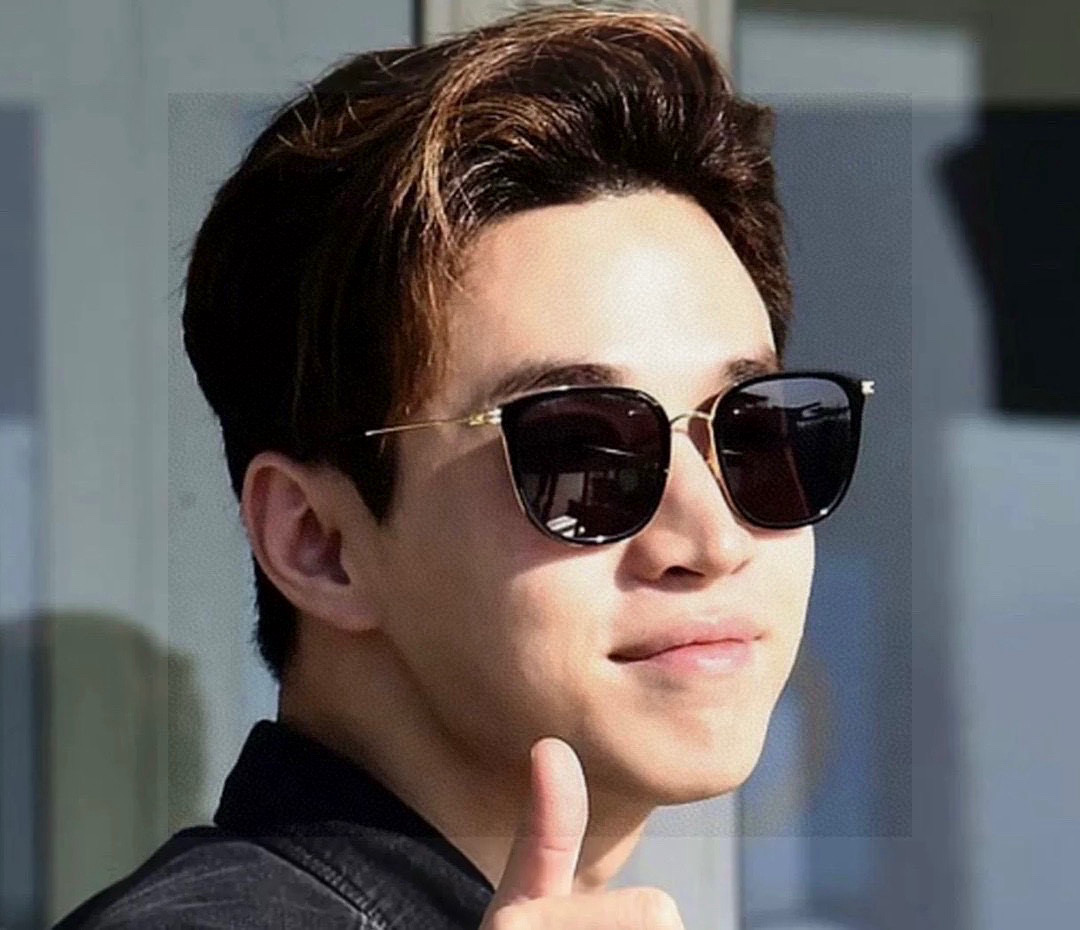 Gucci 。 高品质男女款墨镜 👍 进口宝丽来偏光镜片 。蛤蟆镜 开车钓鱼都可 。百搭显瘦墨镜韩版男士