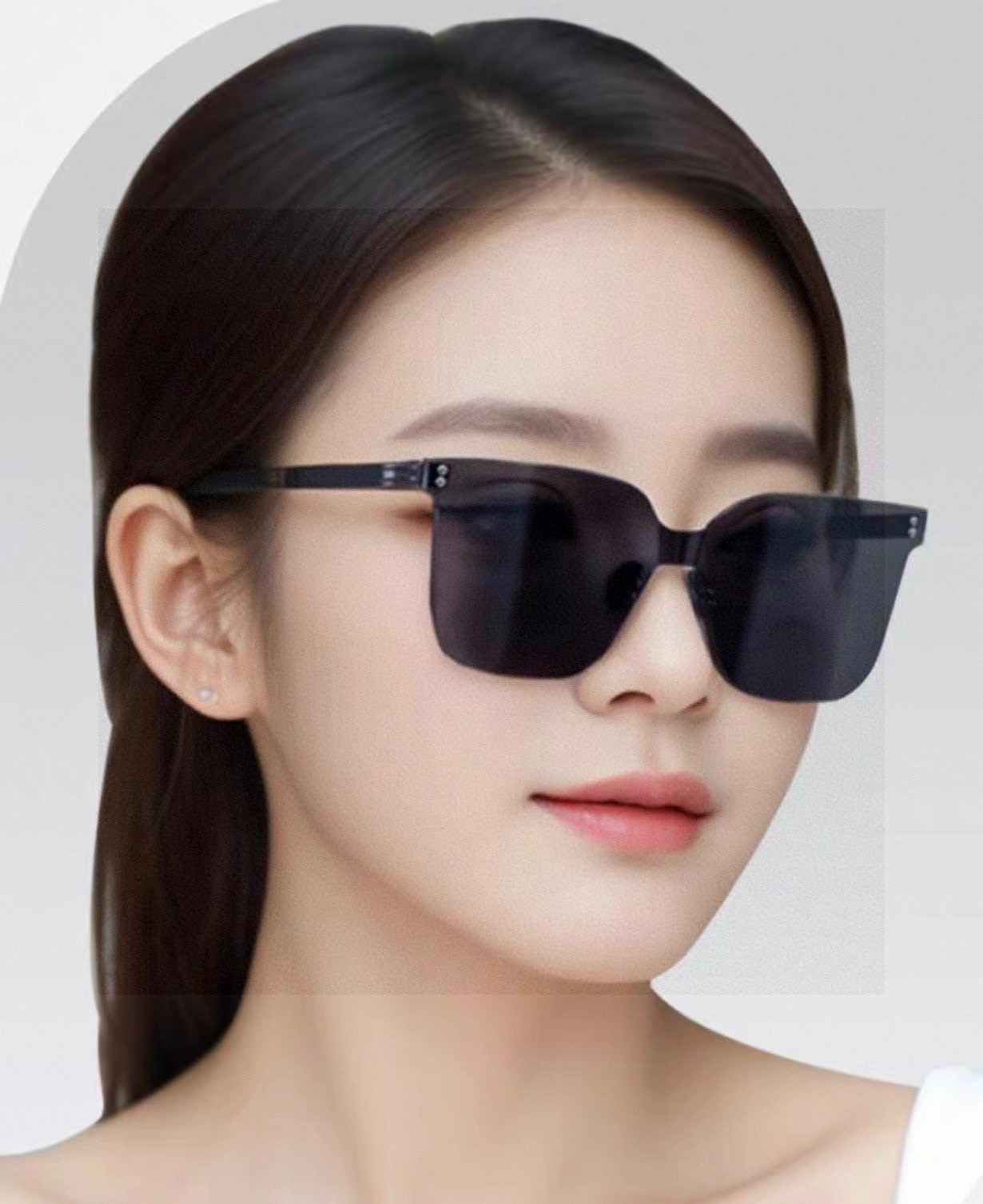 GUCC* 2025 新款男女情侣款太阳iP电镀永不褪色 卖点：超轻超有弹性整幅眼镜无螺丝重要的是压不坏