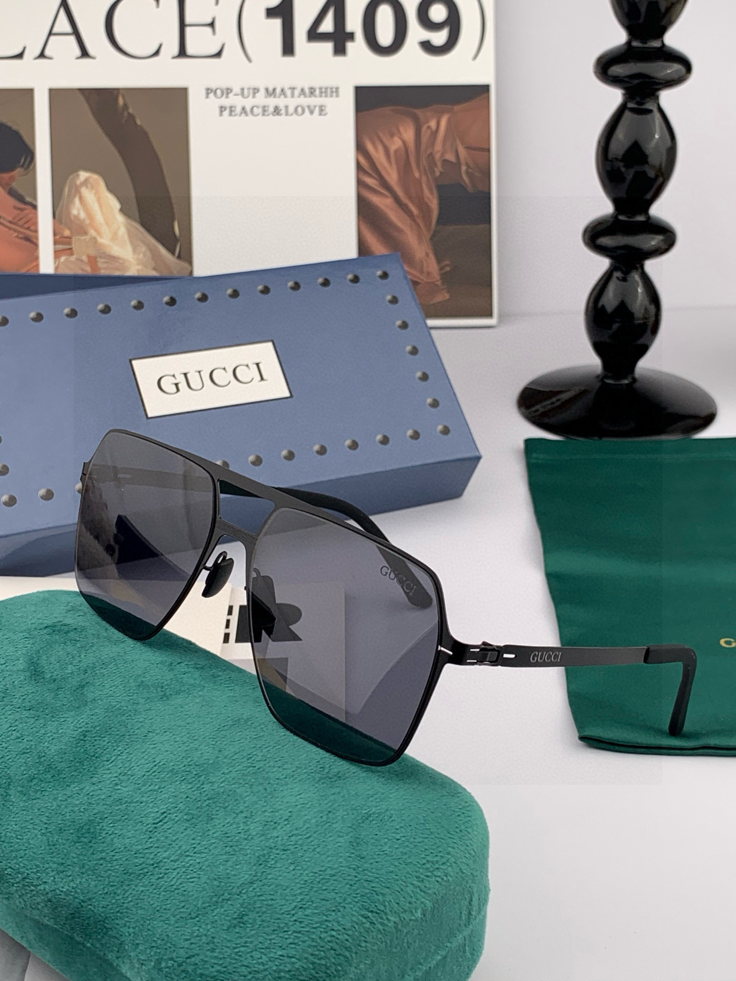 GUCC* 2025 新款男女情侣款太阳iP电镀永不褪色 卖点：超轻超有弹性整幅眼镜无螺丝重要的是压不坏