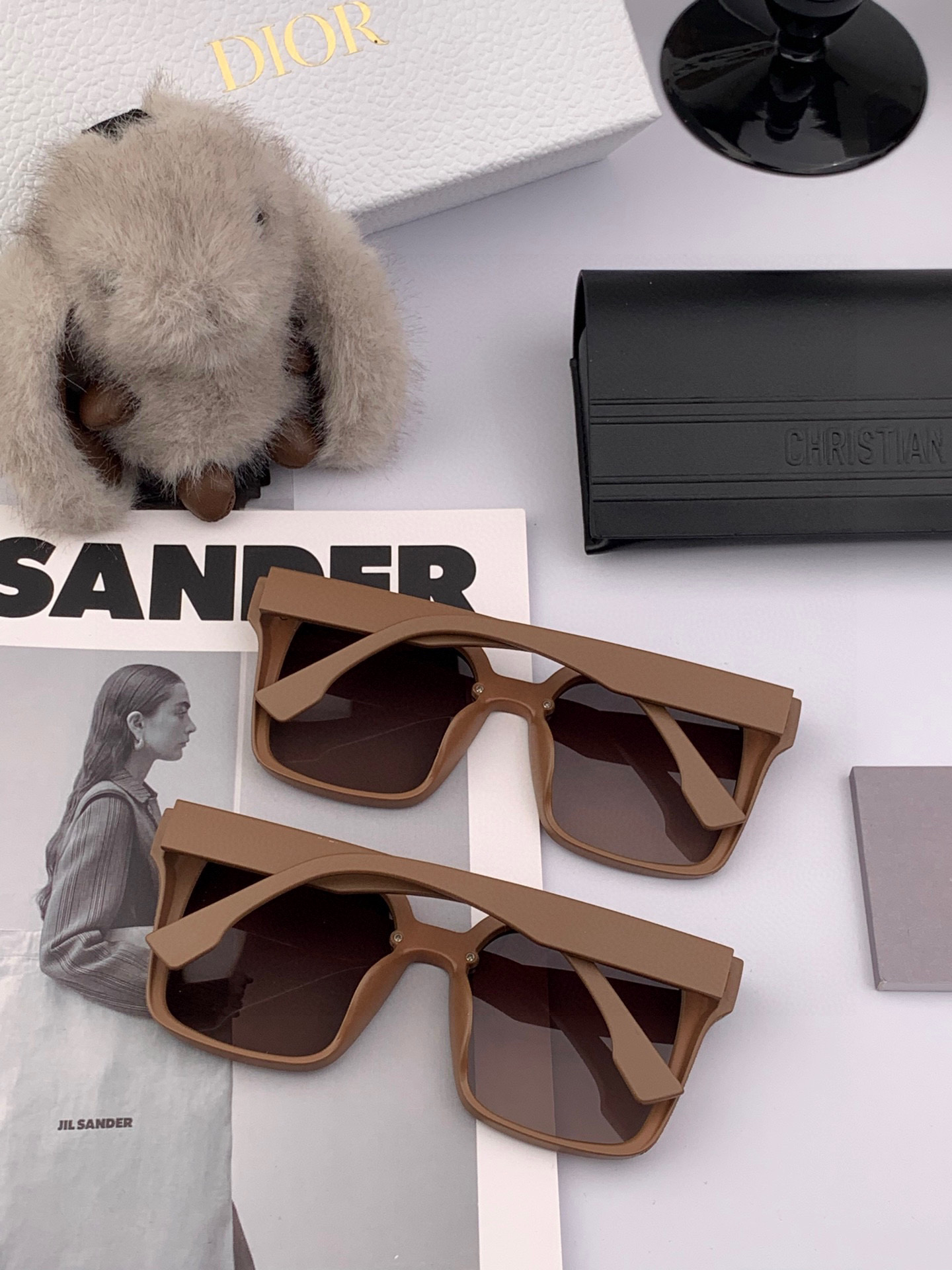 TR版本-偏光【独家大牌太阳镜无滤镜‼实拍上架 Dior官网最新发布新款太阳镜🕶，注意⚠我们是高清镜片，