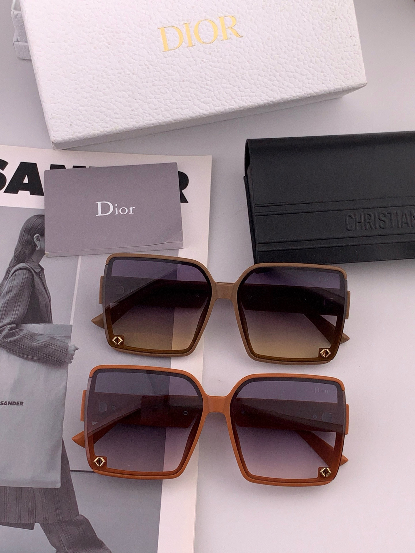 🔺 【DIOR-迪奥】2025开春新款 潮流爆款 时尚方框偏光太阳镜 高品质 佩戴舒适 网红潮款墨镜 女