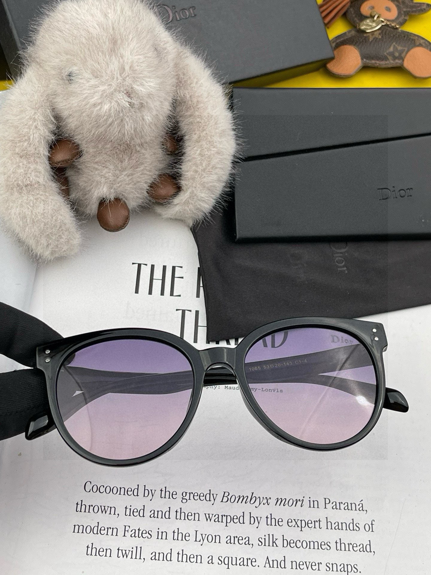 🔺 【DIOR-迪奥】2025开春新款 潮流爆款 时尚方框偏光太阳镜 高品质 佩戴舒适 网红潮款墨镜 女