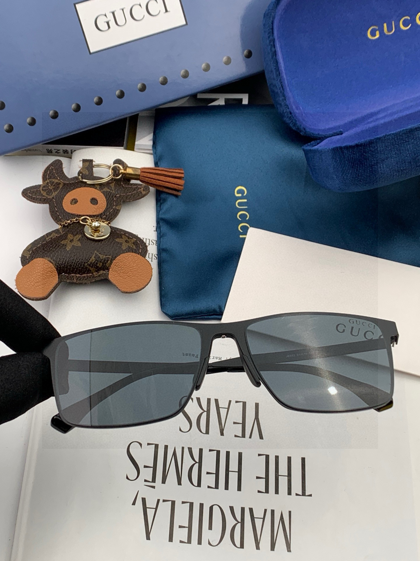 GUCCI 男款炫彩飞行员偏光太阳镜 ❤️材质：高清尼龙加厚卡槽高清偏光镜片 🌹无边框镜架💕颜👍型号：G