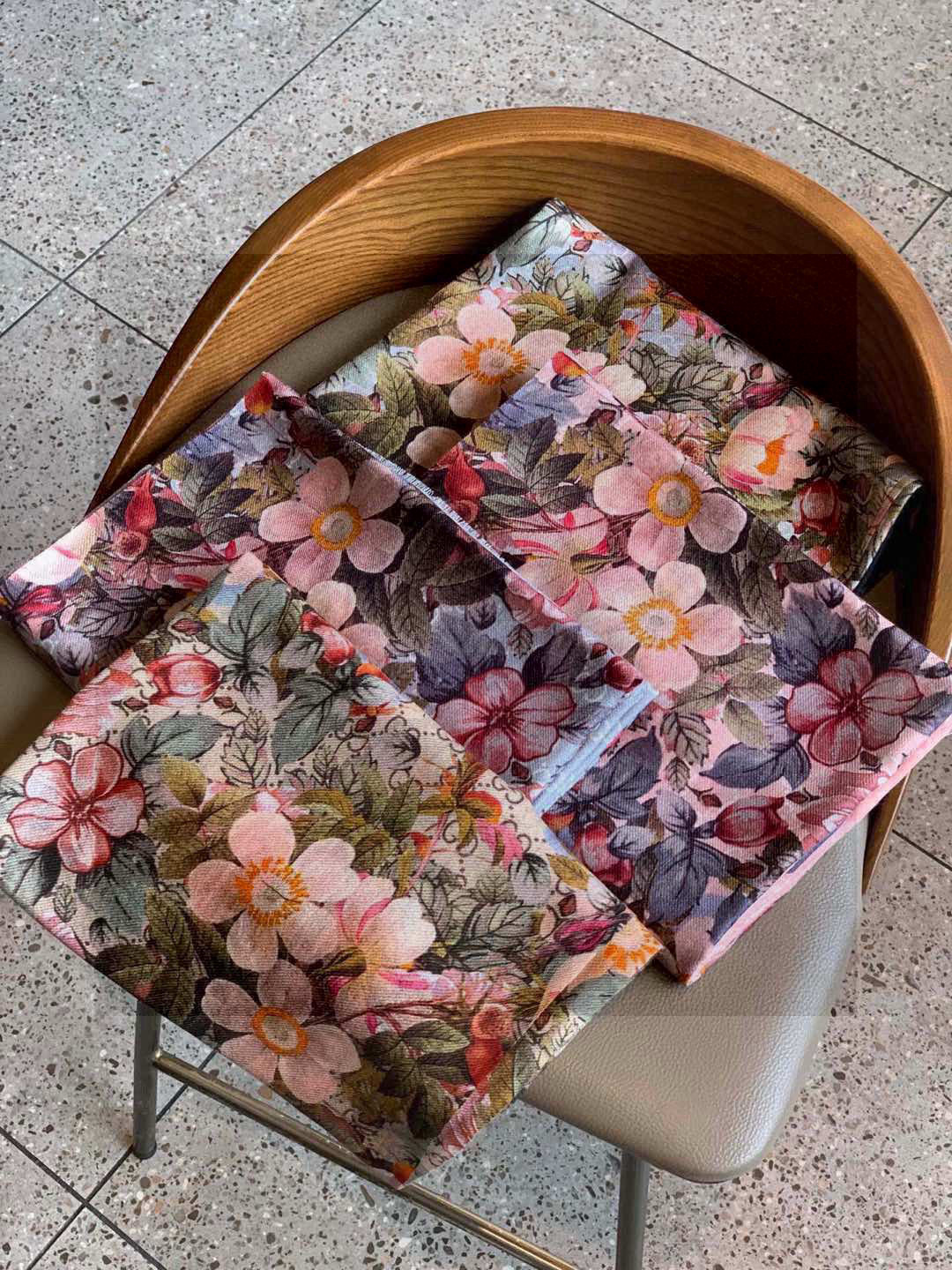 💟秀外慧中，美到过分❗️上身效果疯狂的喜欢❗️Gucci New~300支高端戒指绒！真心美爆了的设计，