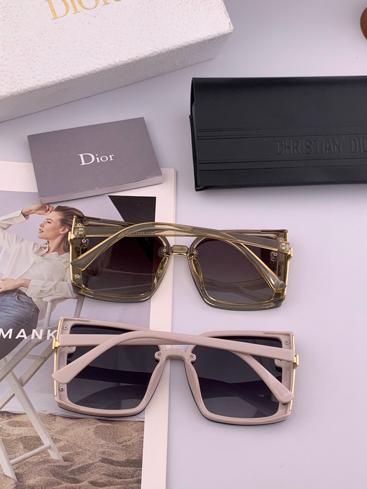 DIOR 开春新款 潮流爆款 时尚方框太阳镜 高品质 佩戴舒适 网红潮款墨镜 型号CD2985