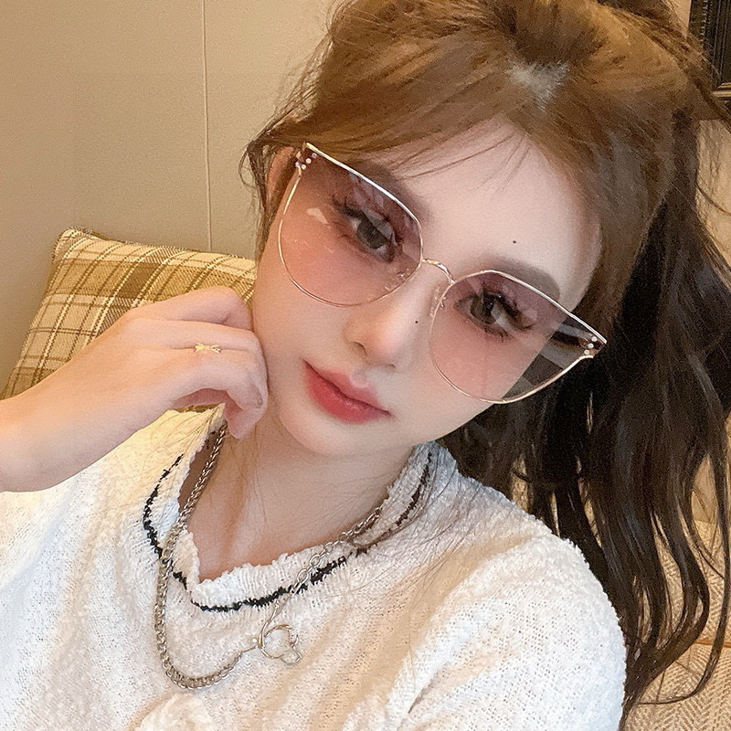 🔺 【GUCCI】2025开春新款 潮流爆款 时尚太阳镜 高品质 佩戴舒适 网红潮款墨镜 型号：G366