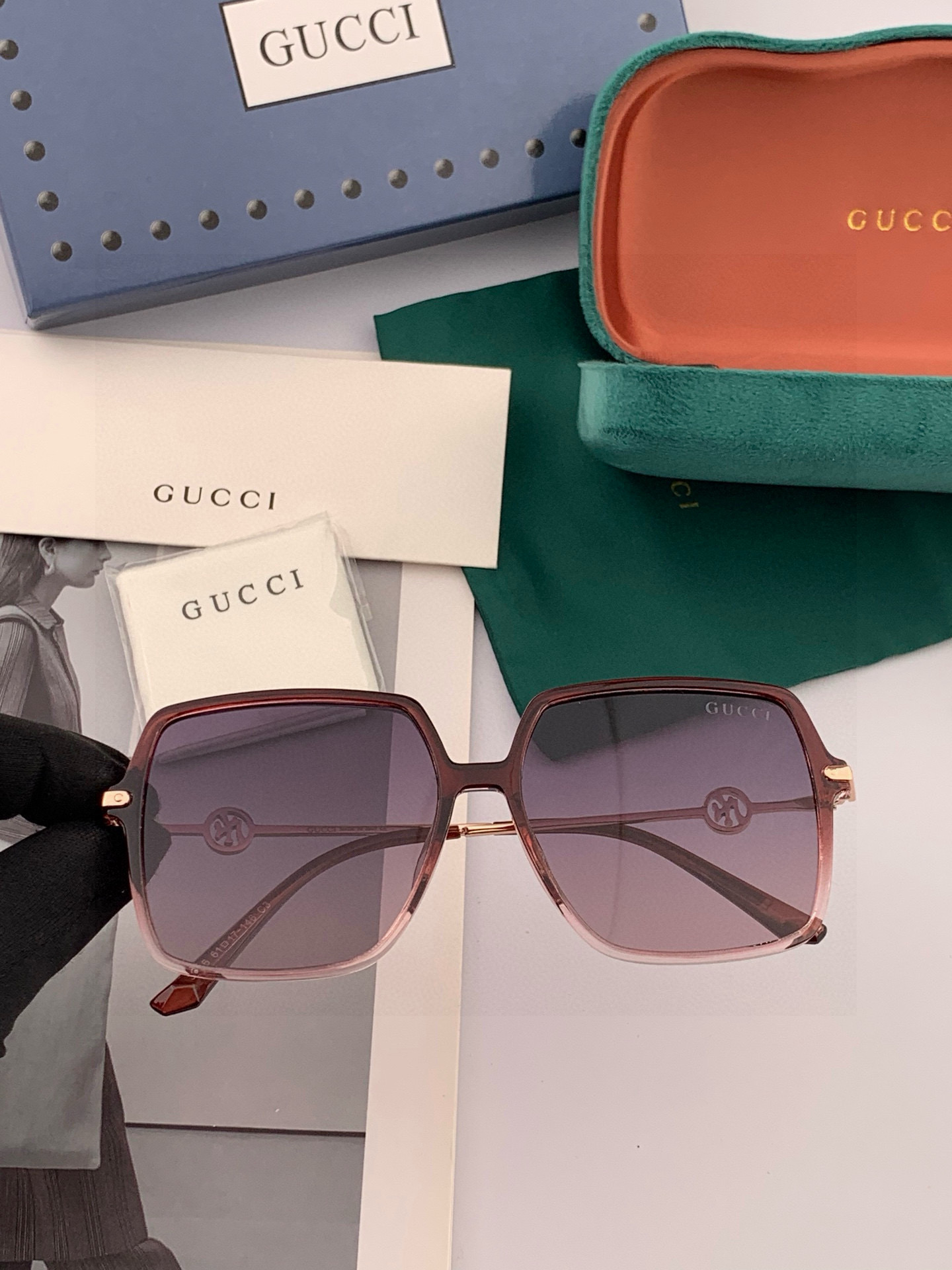 GUCCI 2025开春新款太阳镜 各路网红纷纷带起气场满分‼️ 俏皮甜美.上脸效果更佳.金属质感超好 