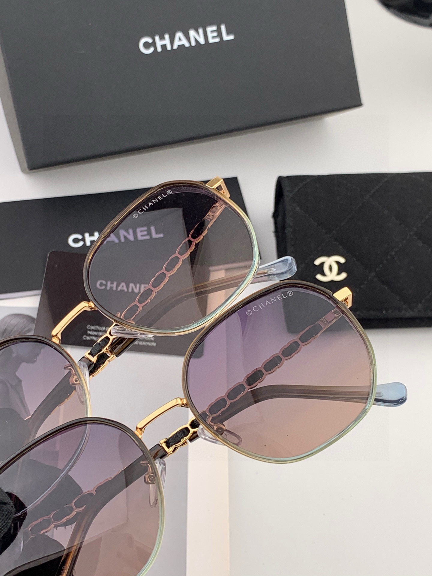 【CHANEL】香奈儿 新款尼龙偏光太眼镜，无框钻石 切边更有质感，大气女人范儿，大脸小脸都好看 ！型号