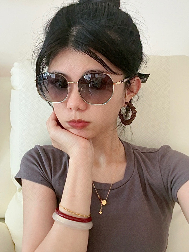 【CHANEL】香奈儿 新款尼龙偏光太眼镜，无框钻石 切边更有质感，大气女人范儿，大脸小脸都好看 ！型号