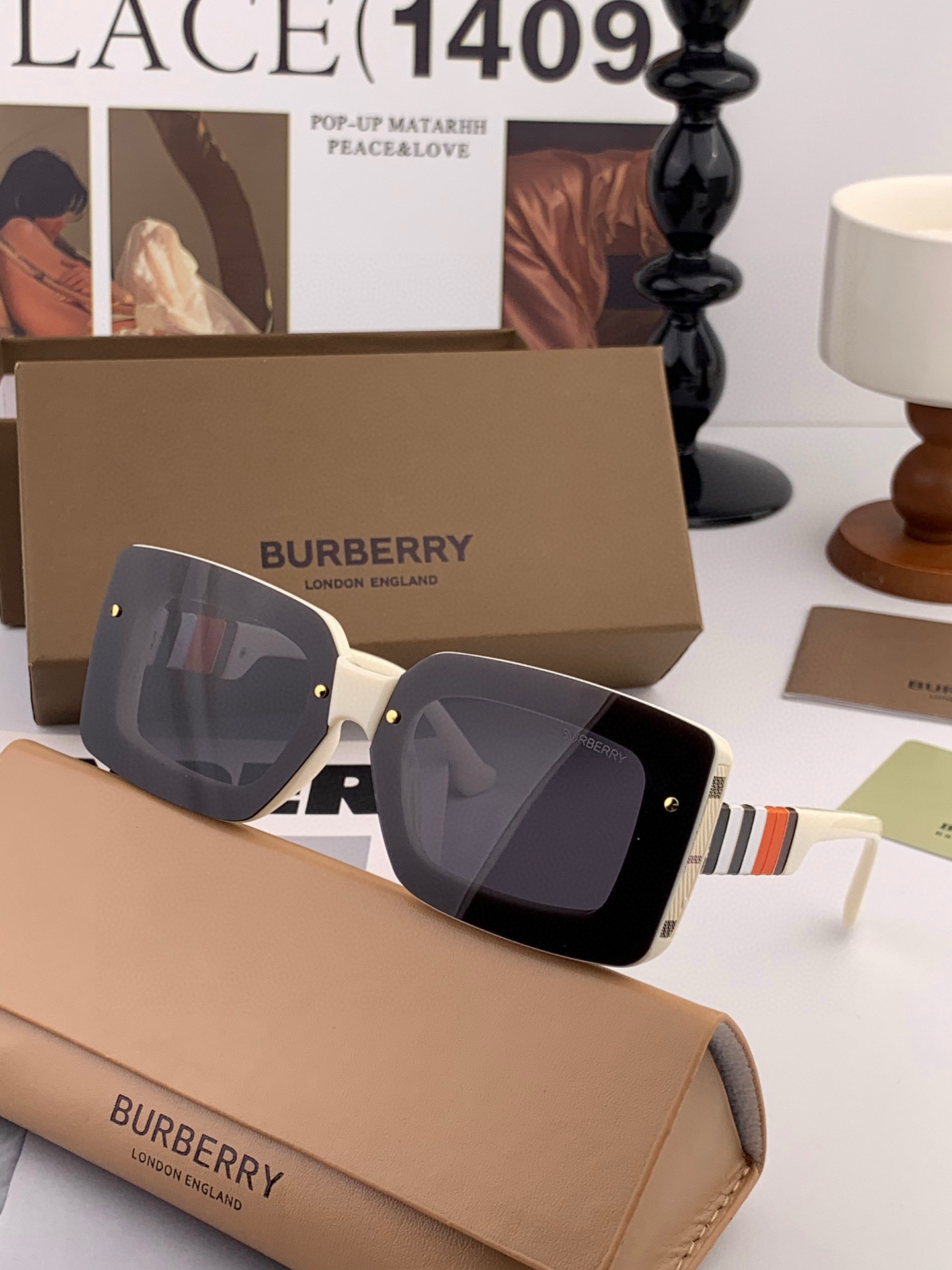 【偏光系列太阳镜】🎈原版出货 巴宝莉网红超爆款💙经典奢华全球风[强][酷][亲亲] 时尚方框太阳镜[得意