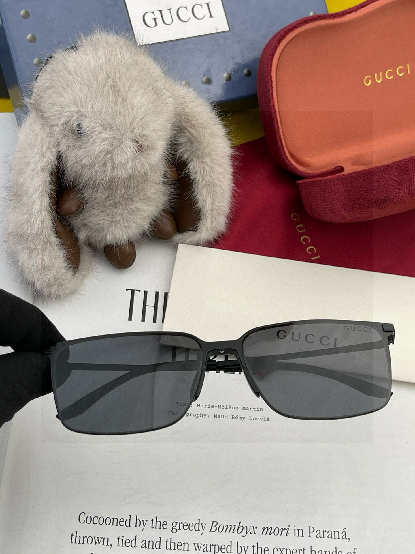 GUCCI 男款炫彩飞行员偏光太阳镜 ❤️材质：高清尼龙加厚卡槽高清偏光镜片 🌹无边框镜架💕颜👍型号：G