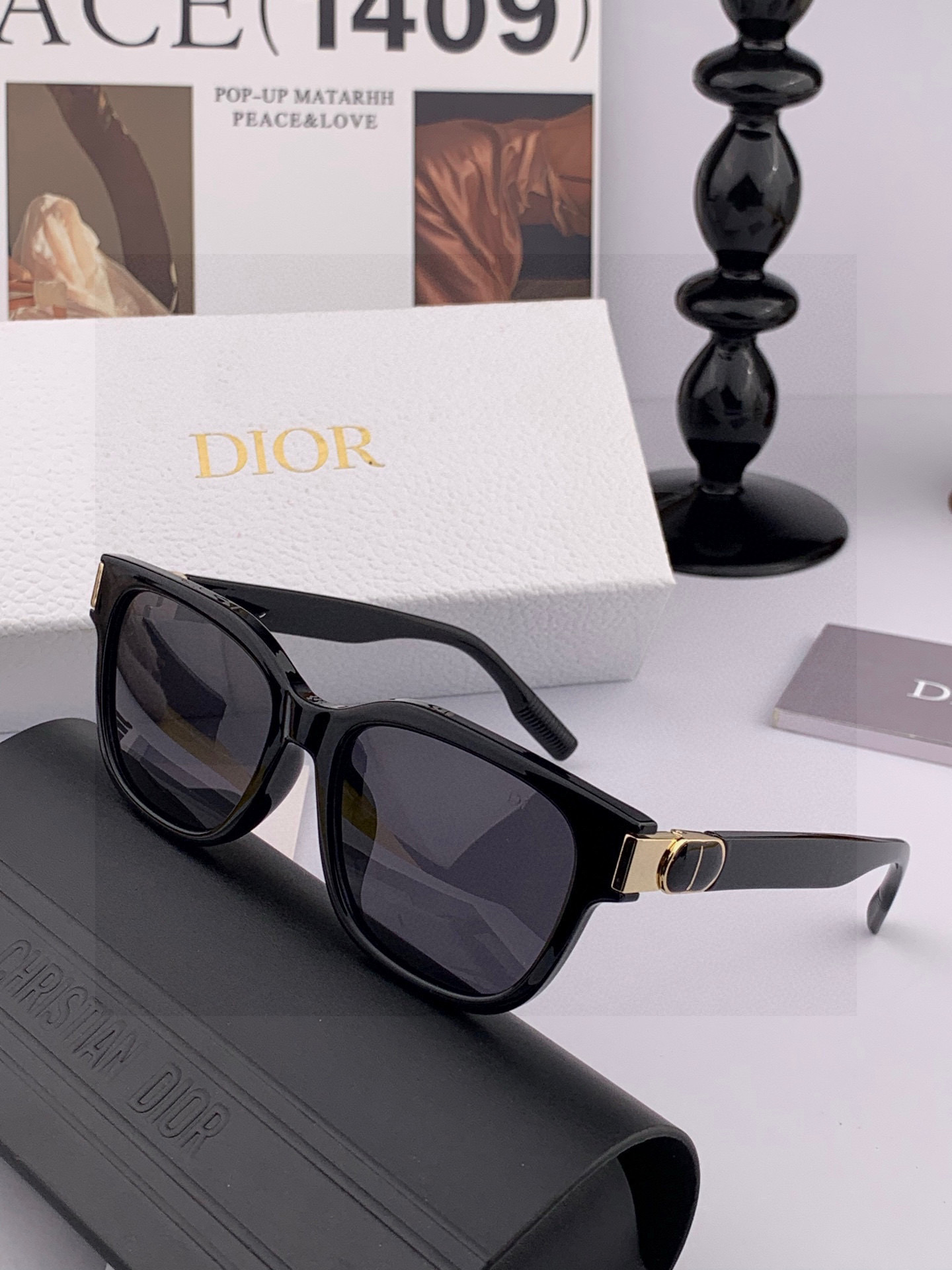 【DIOR】2025新款潮流爆款 时尚方框太阳镜 佩戴舒适 网红潮款墨镜 女士高清加厚偏光太阳镜🕶️ 🎉