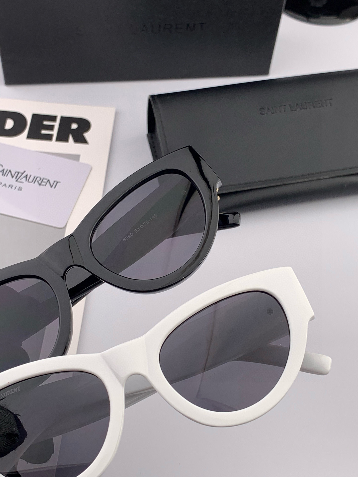 新品SAINTOWEN圣罗兰 官网最新款 独具奢华外观和精致线条 风格华贵典雅 轻盈舒适 众多明星网红追