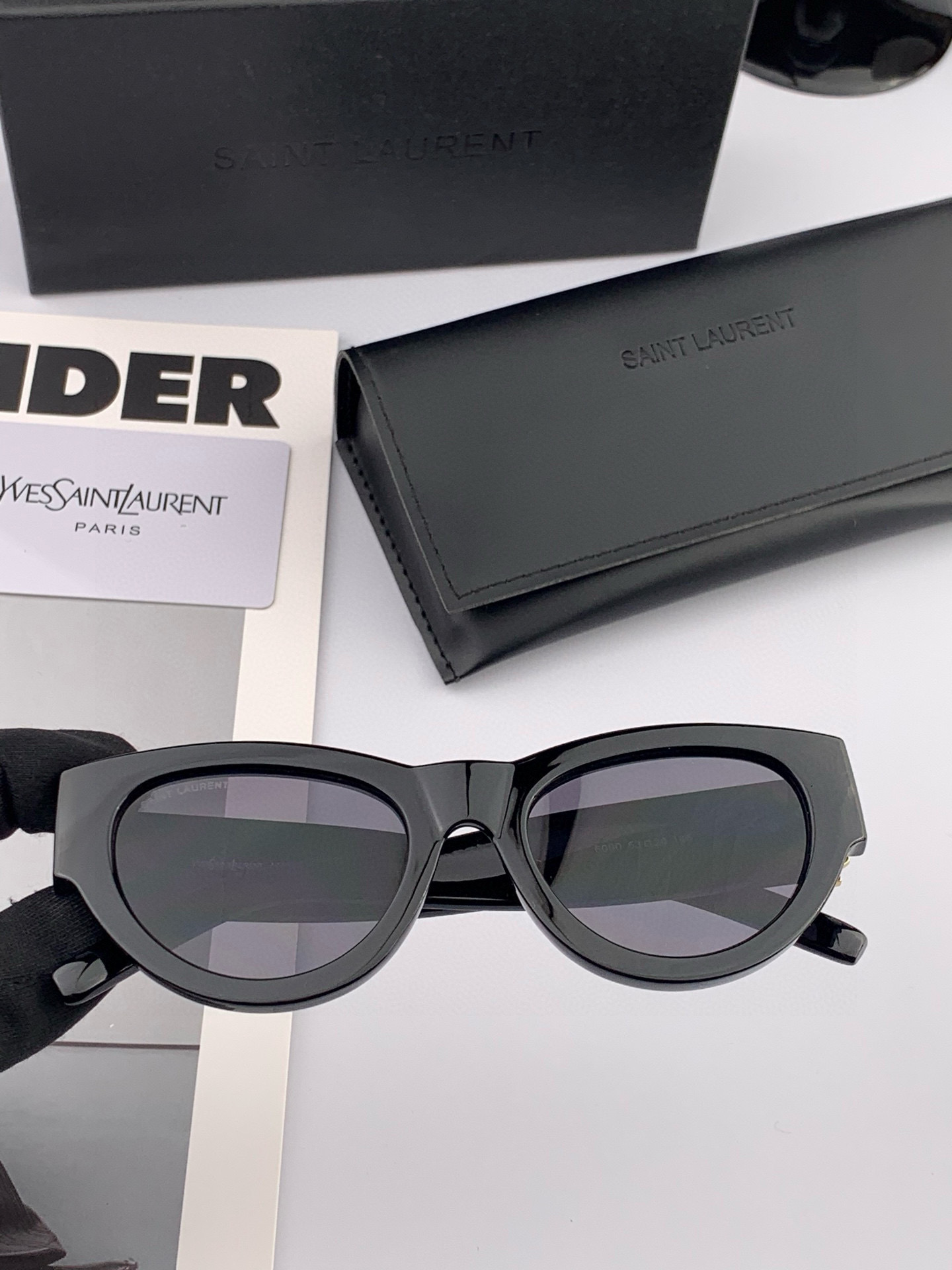 新品SAINTOWEN圣罗兰 官网最新款 独具奢华外观和精致线条 风格华贵典雅 轻盈舒适 众多明星网红追