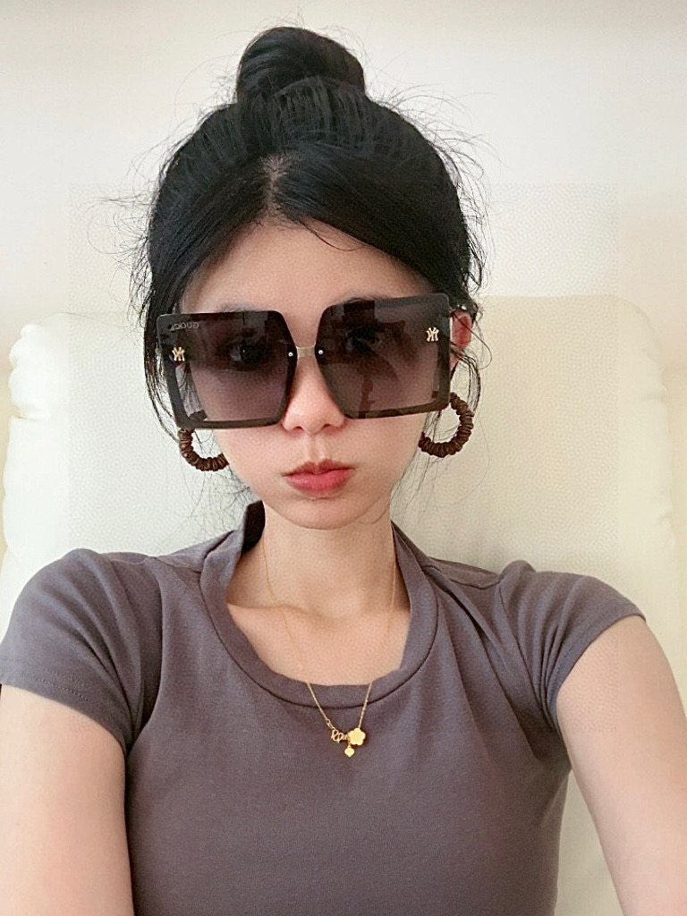 【TR偏光系列】Gucci联名系列限量版经典的方框设计，不挑脸型，无论搭配大衣还是连衣裙都非常显气质 偏