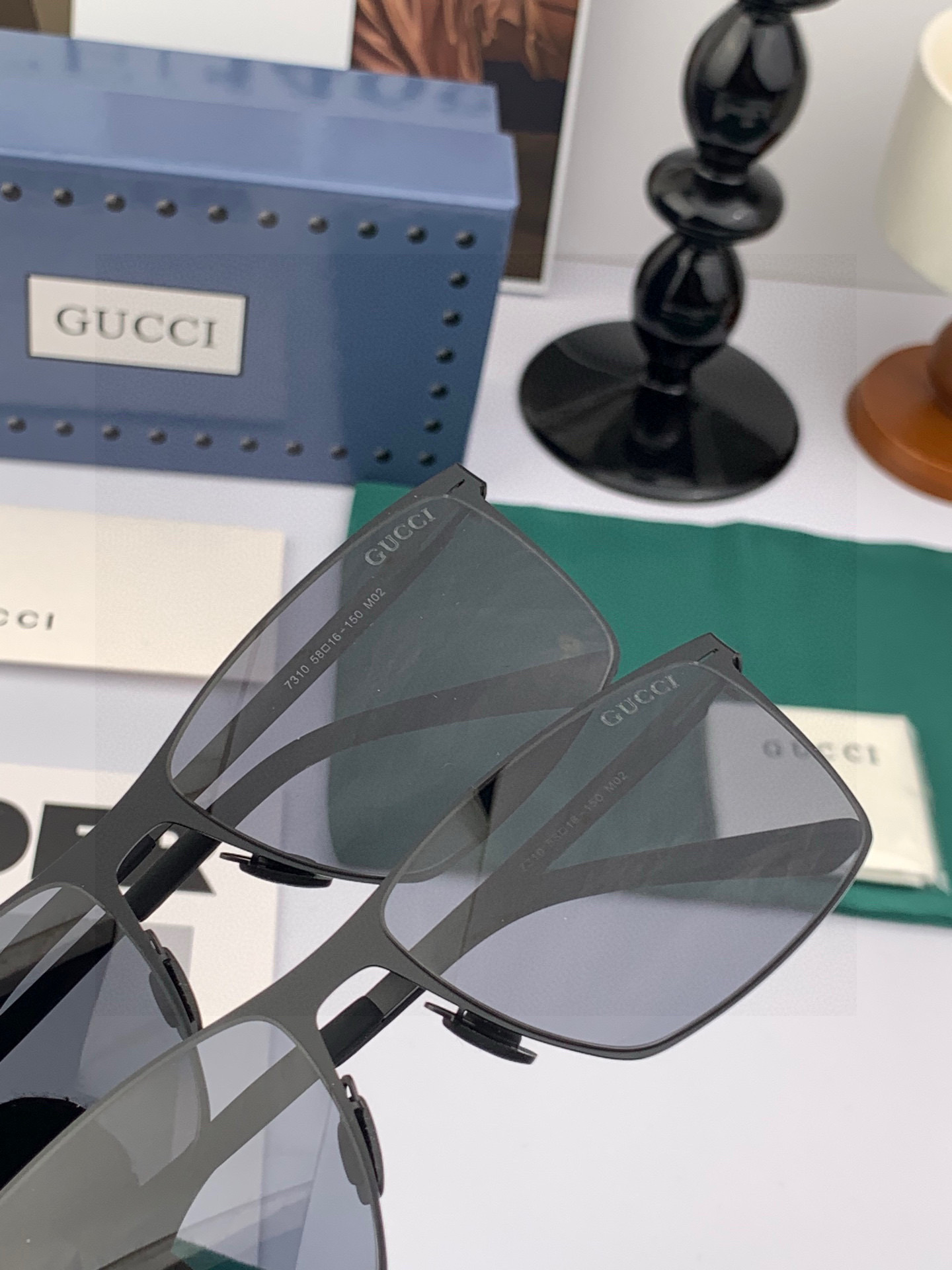 ♦️ GUCCI 2025新款男女情侣款太阳镜多边形墨镜iP电镀永不褪色 超轻超有弹性整幅眼镜无螺丝重要