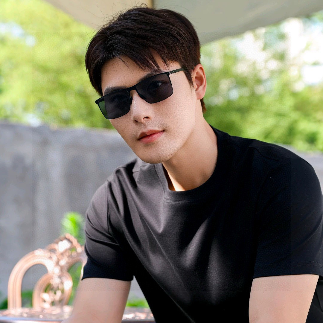 ♦️ GUCCI 2025新款男女情侣款太阳镜多边形墨镜iP电镀永不褪色 超轻超有弹性整幅眼镜无螺丝重要